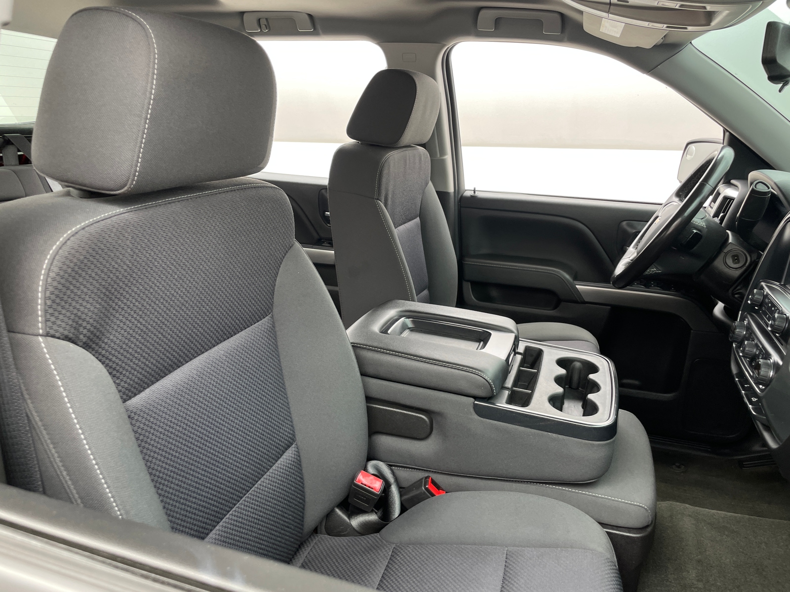 Thumbnail: 2018 Chevrolet Silverado 1500 - 2