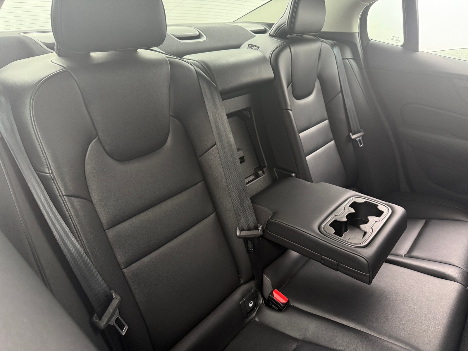 Thumbnail: 2024 Volvo S60 - 5