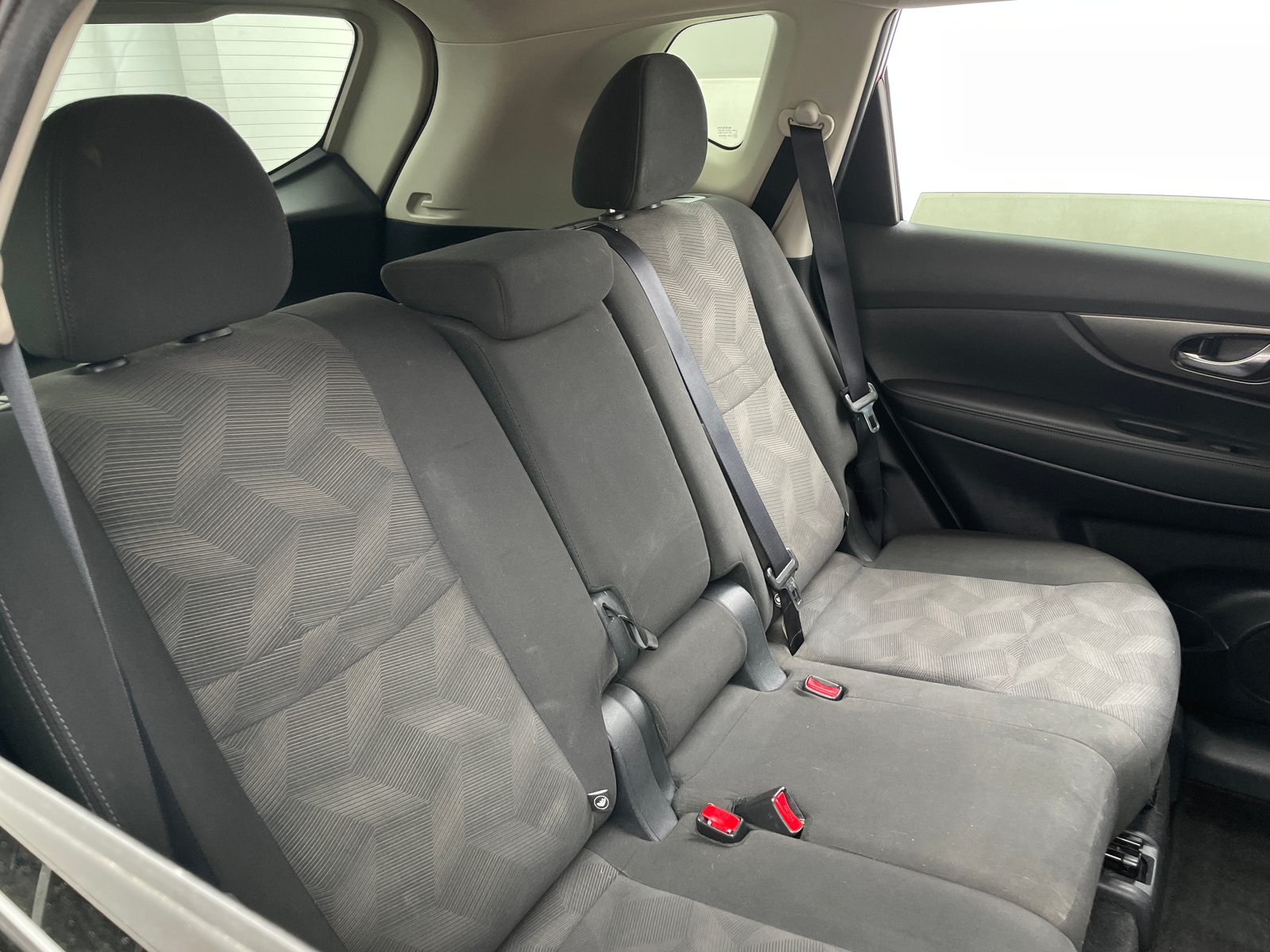 Thumbnail: 2016 Nissan Rogue - 6