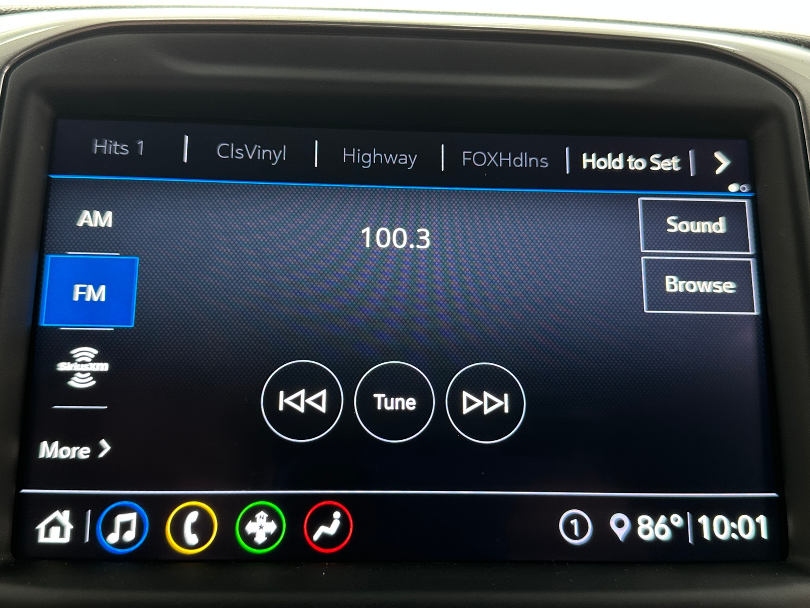 Thumbnail: 2021 Chevrolet Silverado 1500 - 4
