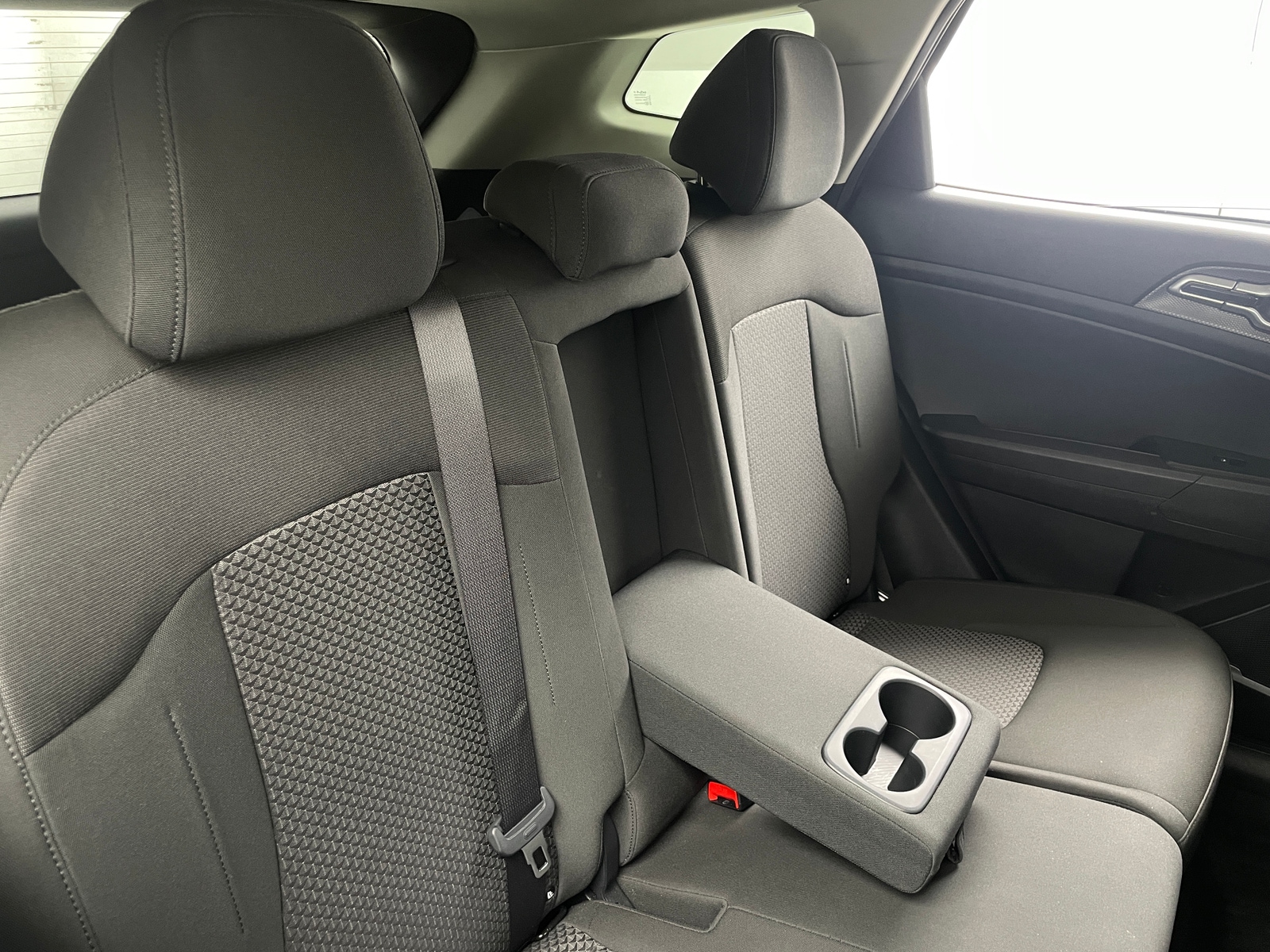 Thumbnail: 2024 Kia Sportage - 6