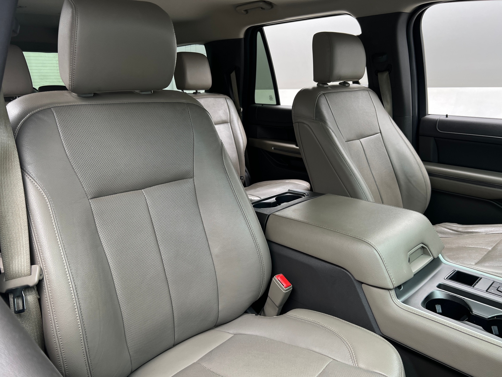 Thumbnail: 2018 Ford Expedition MAX - 2
