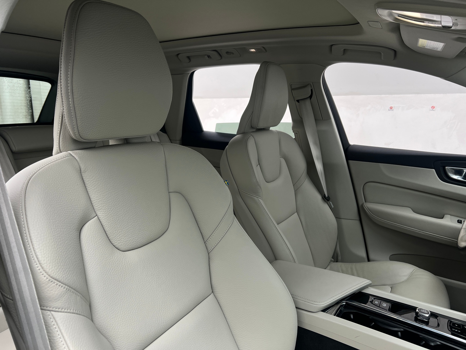 Thumbnail: 2023 Volvo XC60 - 2