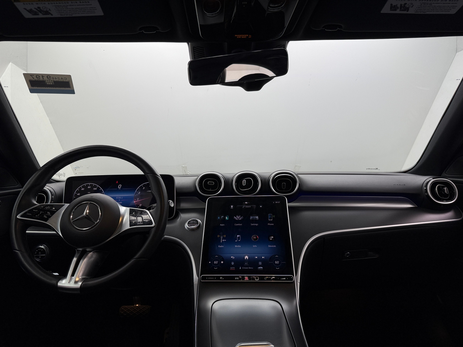 Thumbnail: 2024 Mercedes-Benz C-Class - 2