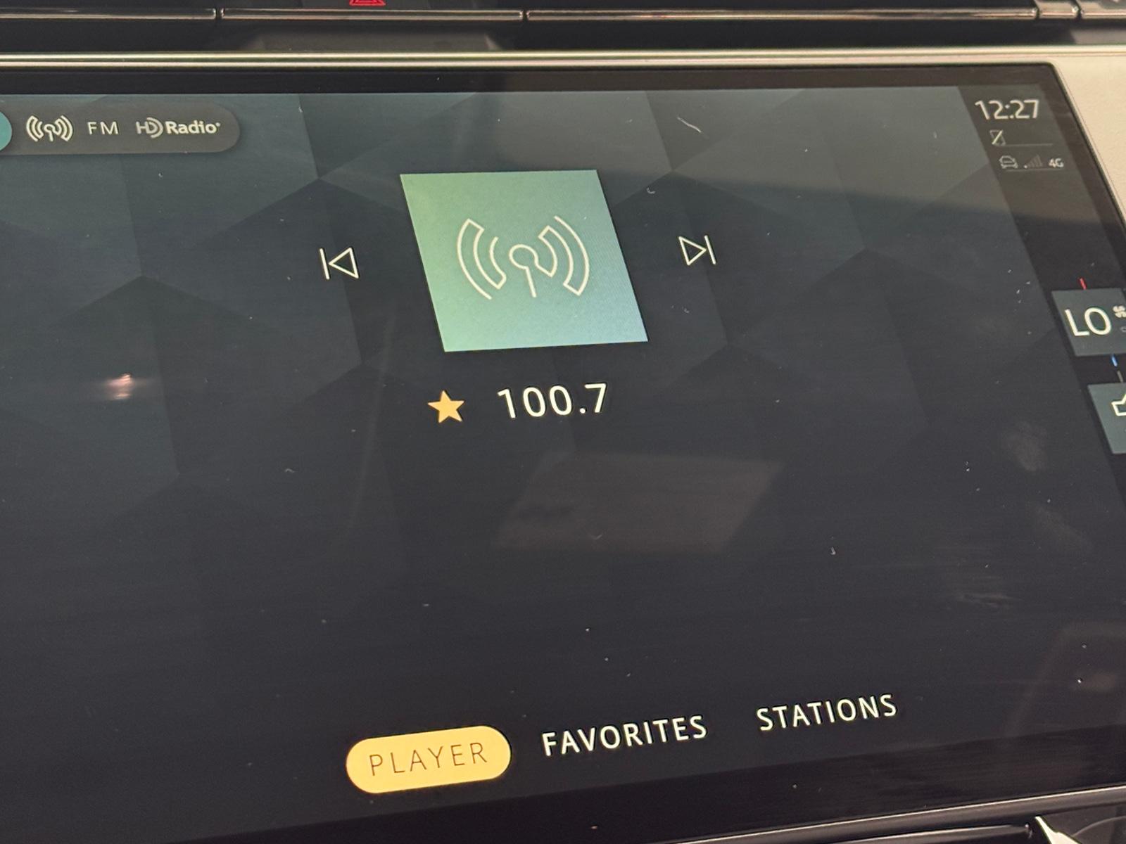 Thumbnail: 2025 Land Rover Range Rover Sport - 3