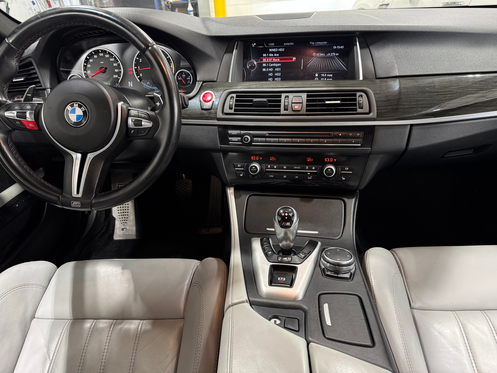 Thumbnail: 2015 BMW M5 - 2