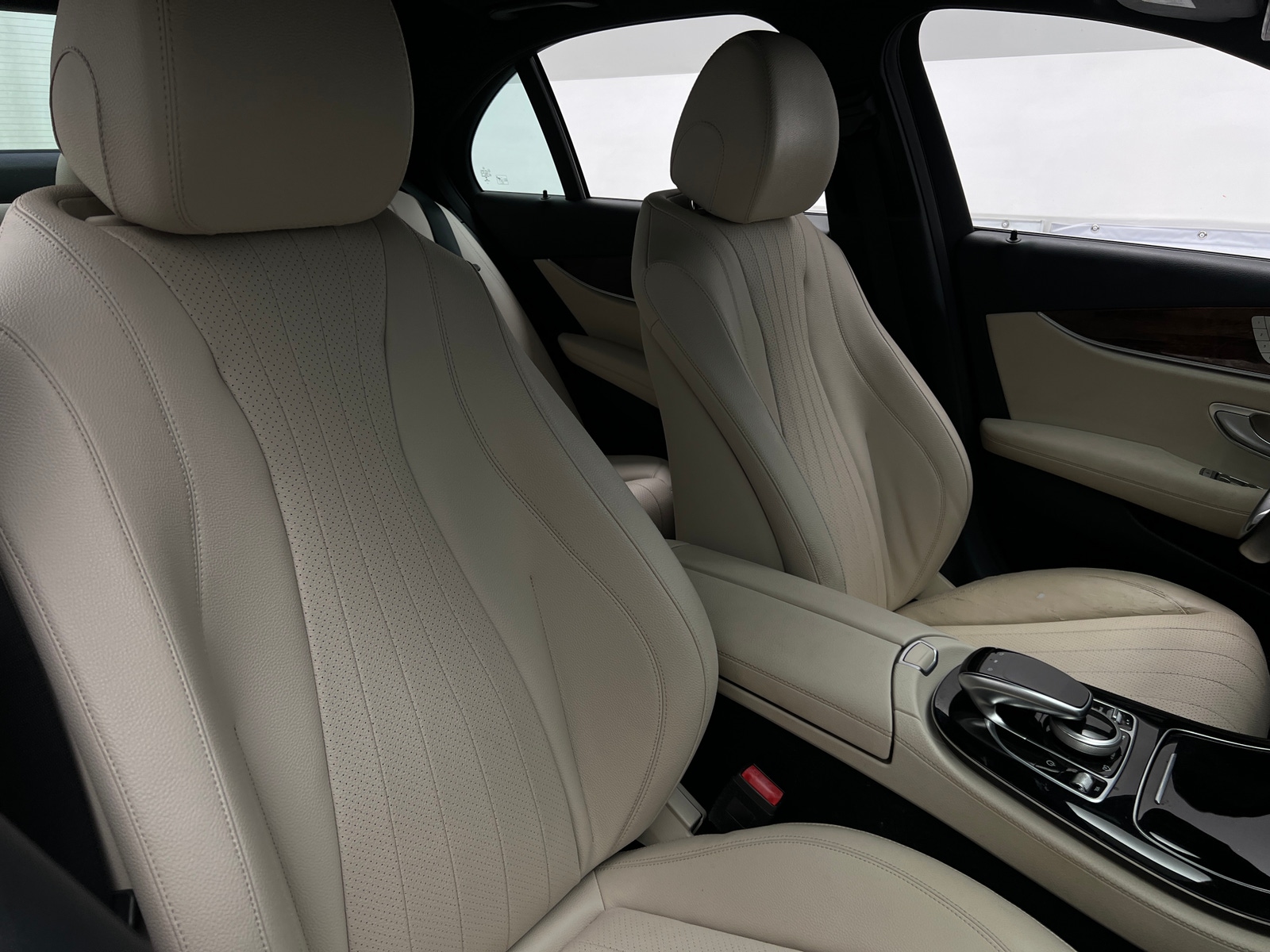 Thumbnail: 2017 Mercedes-Benz E-Class - 2