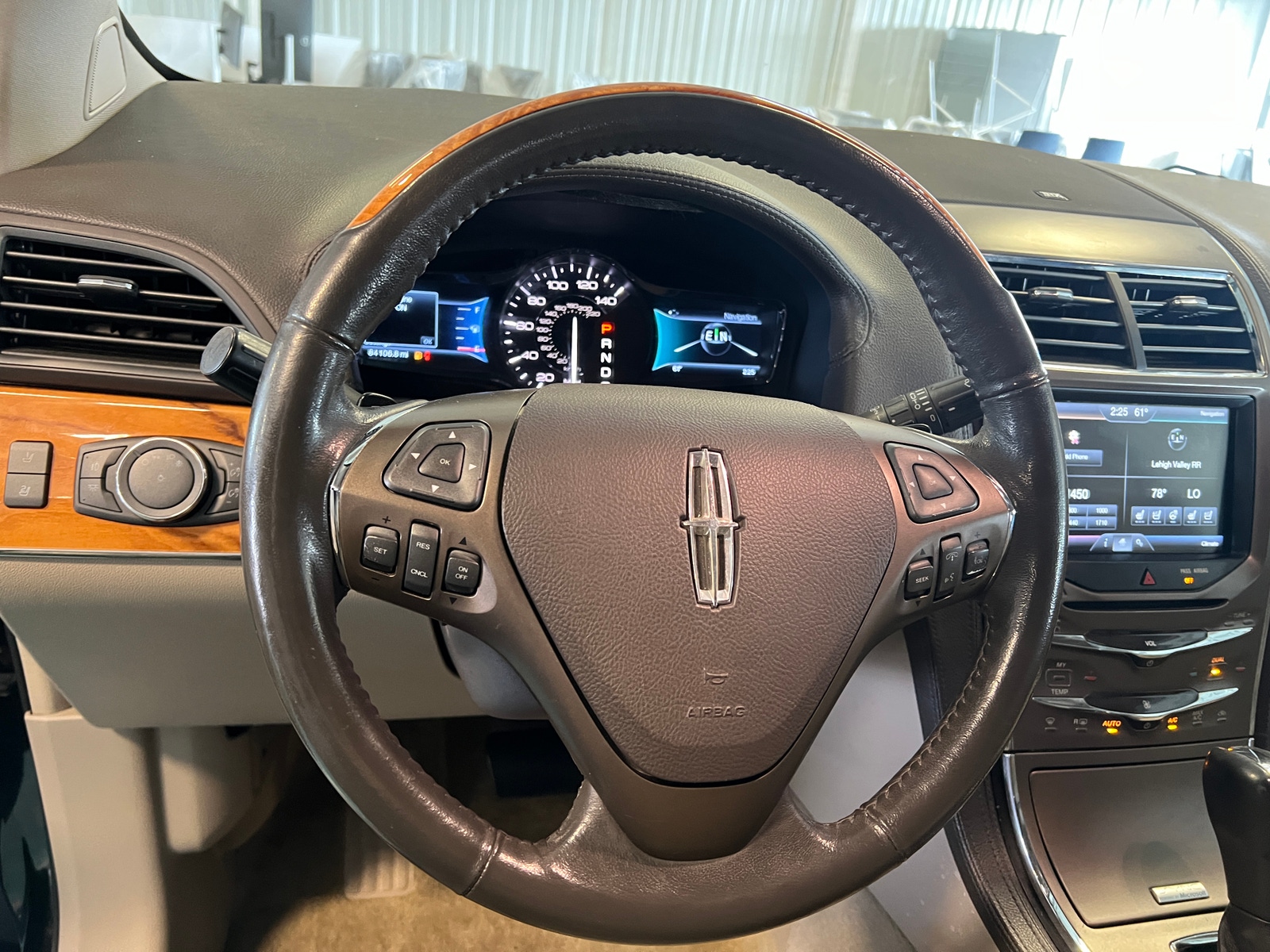 Thumbnail: 2015 Lincoln MKX - 4