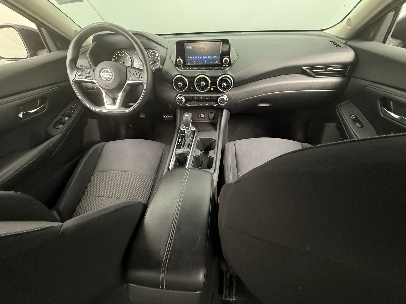 Thumbnail: 2020 Nissan Sentra - 3