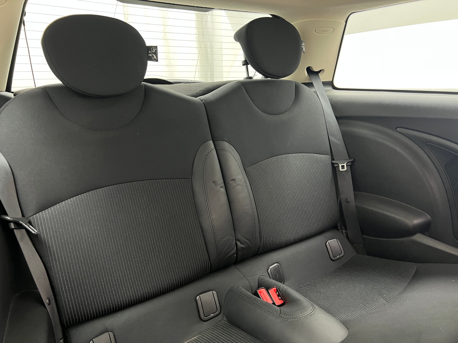 Thumbnail: 2012 MINI Cooper Hardtop - 5