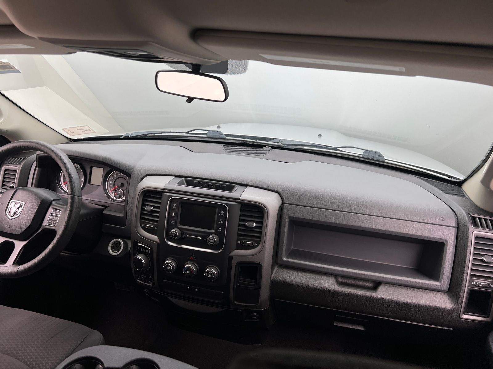 Thumbnail: 2019 RAM 1500 Classic - 3