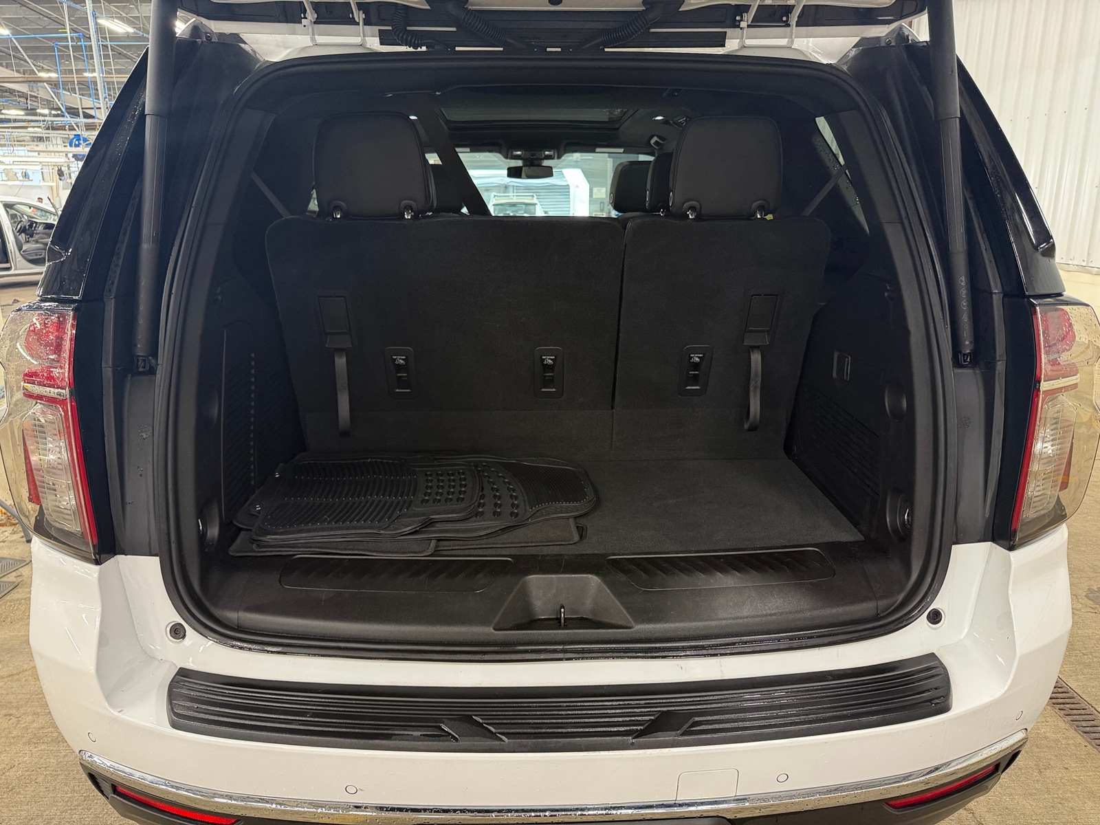 Thumbnail: 2021 Chevrolet Tahoe - 6