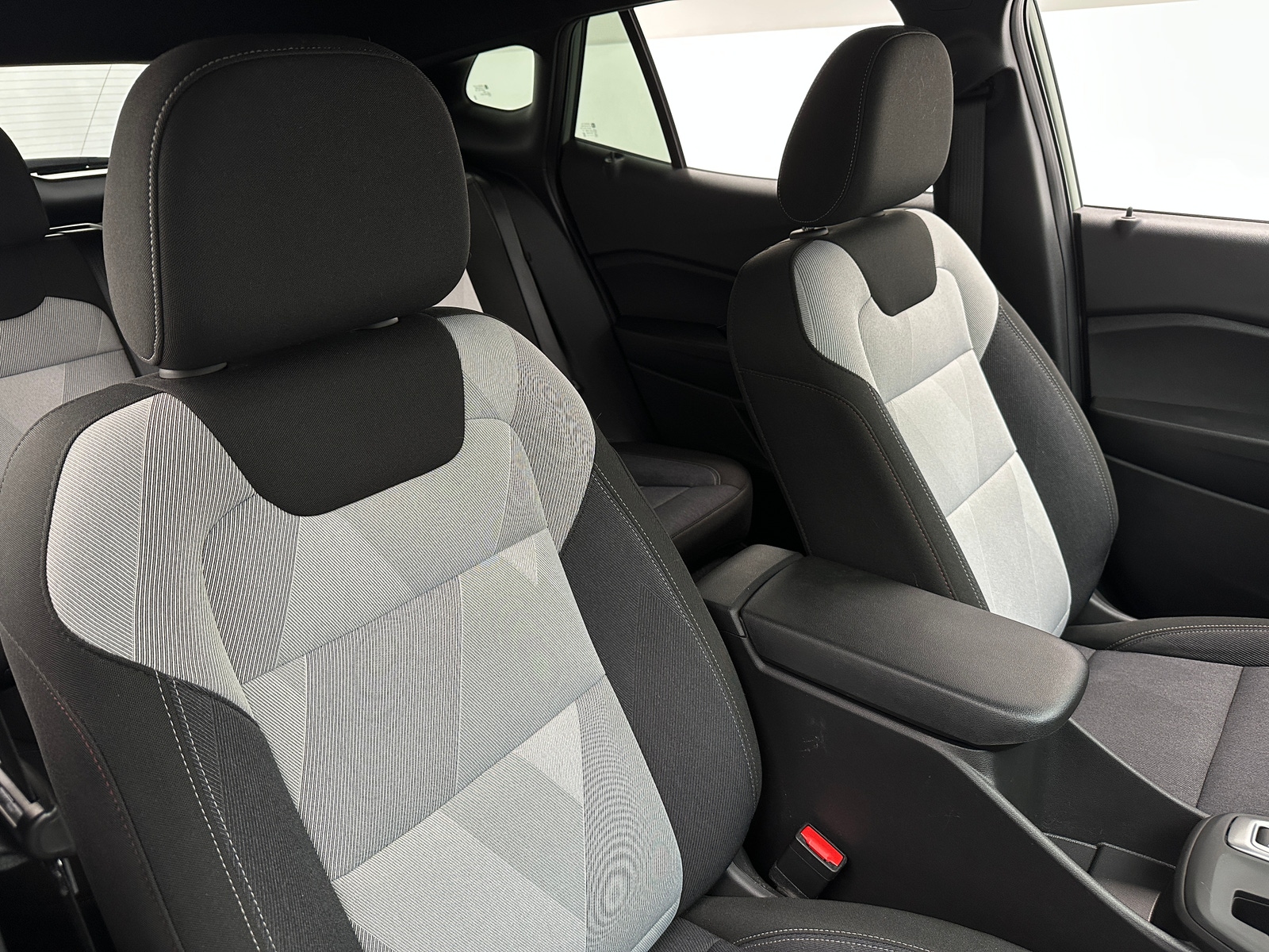 Thumbnail: 2024 Chevrolet Trax - 2