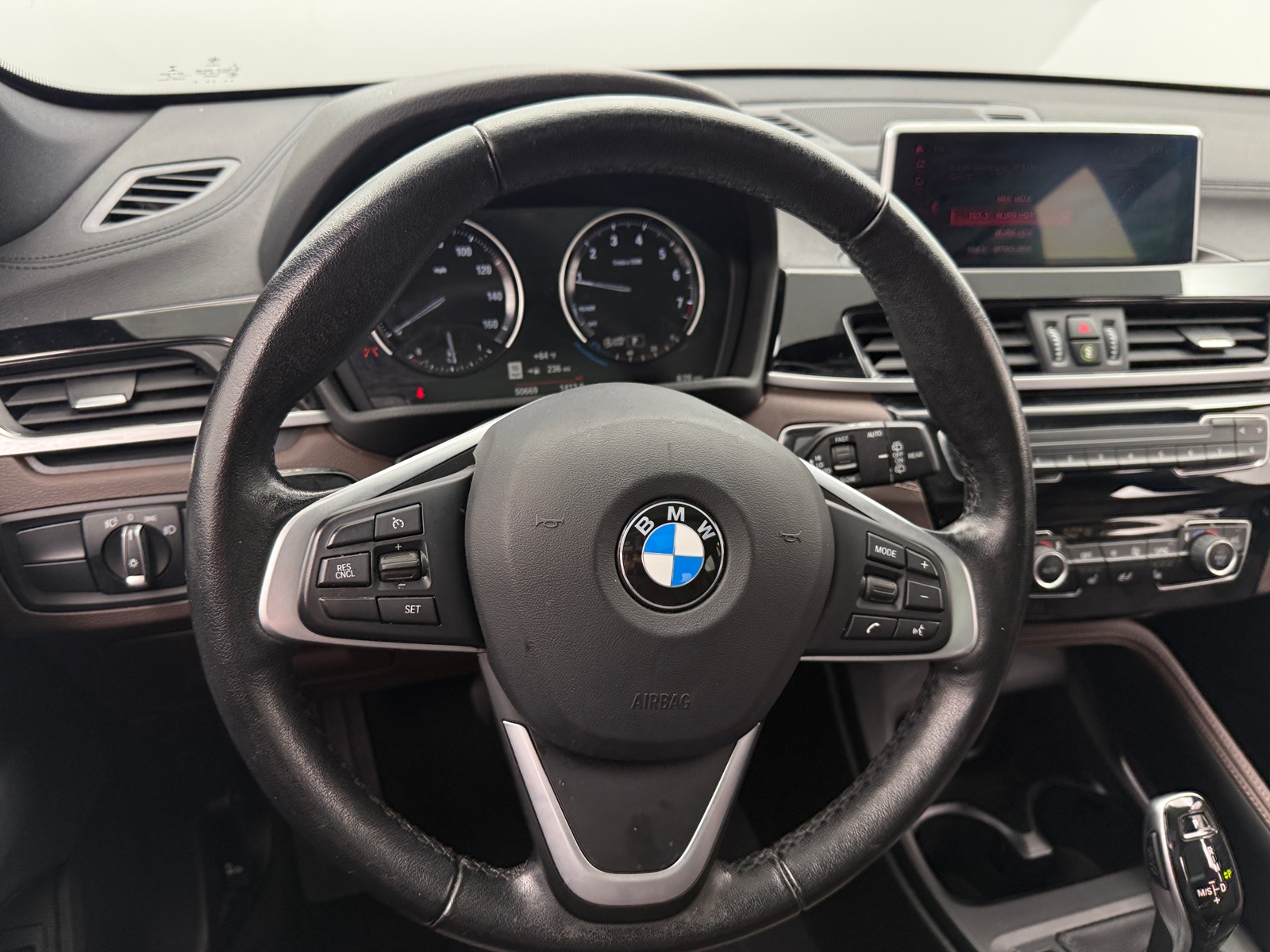 Thumbnail: 2022 BMW X1 - 4