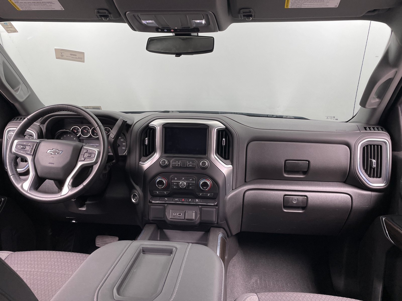 Thumbnail: 2022 Chevrolet Silverado 1500 - 3