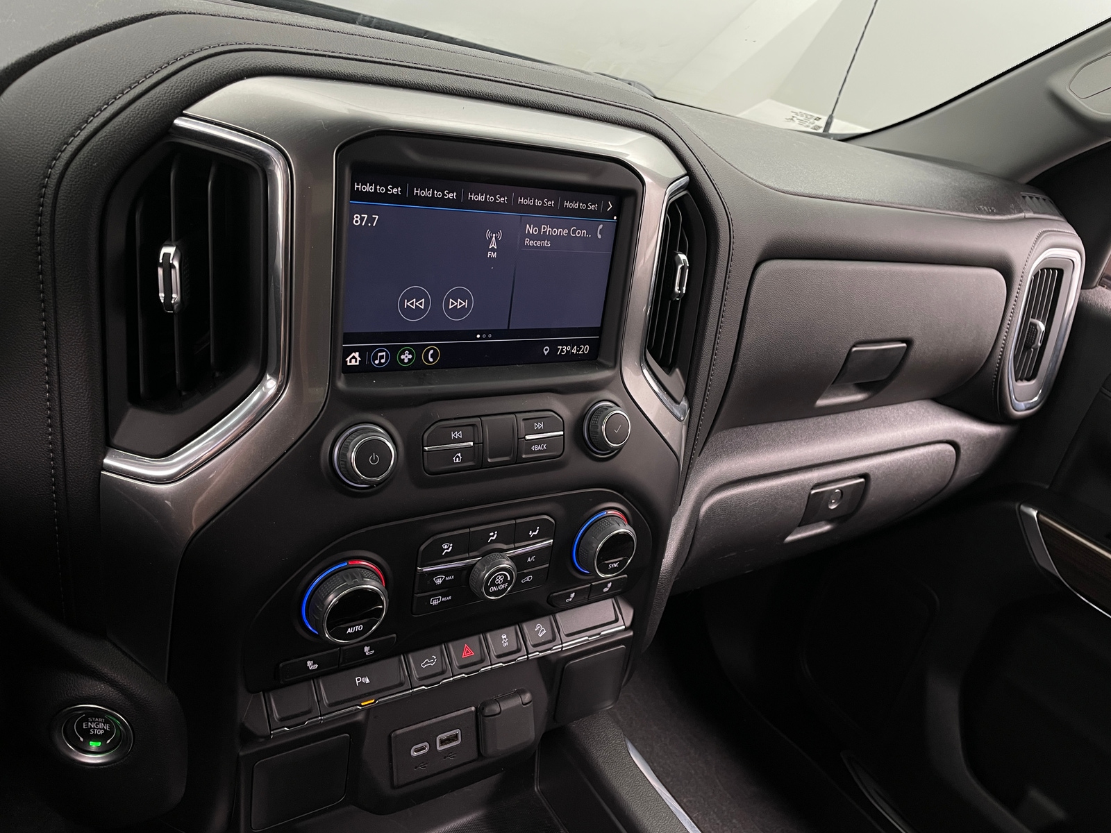 Thumbnail: 2022 Chevrolet Silverado 1500 - 4