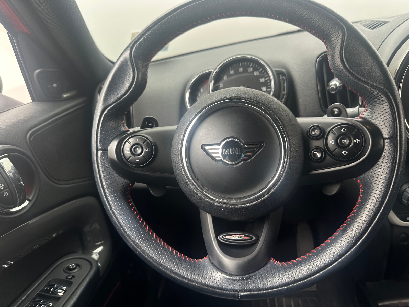Thumbnail: 2019 MINI Cooper Countryman - 4