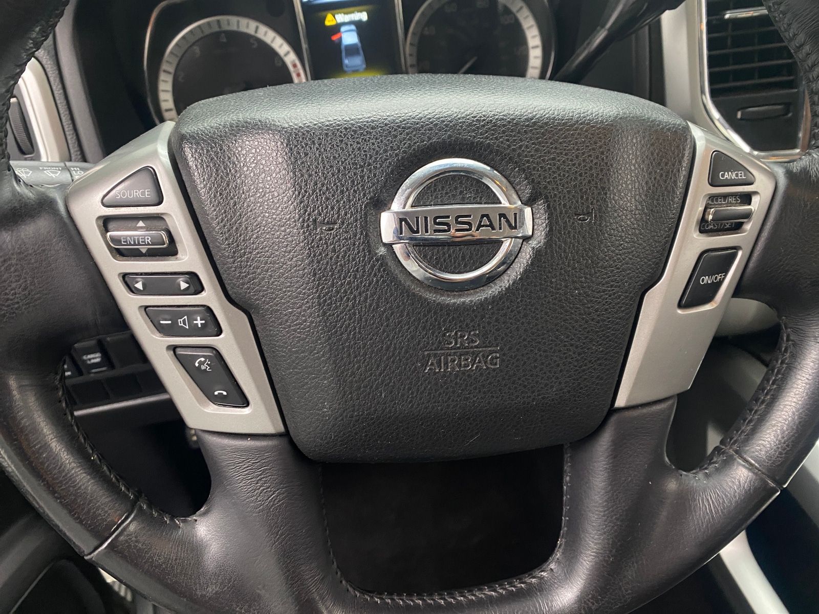 Thumbnail: 2018 Nissan Titan - 5