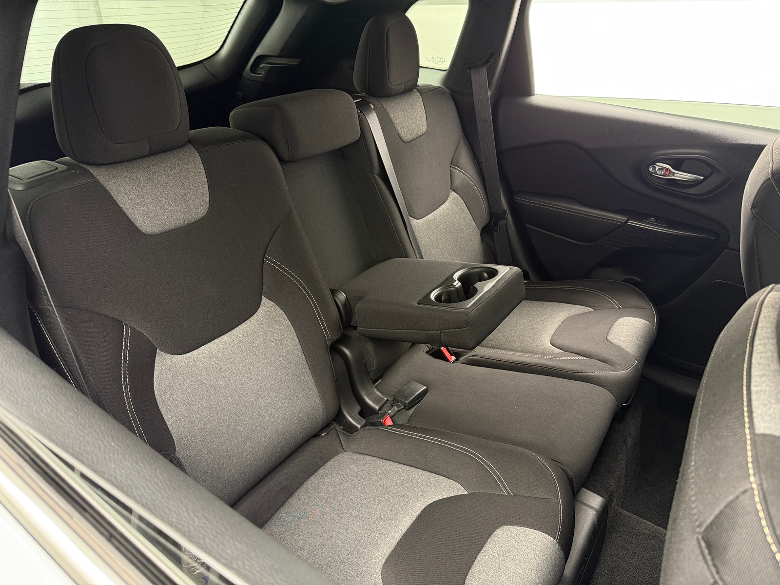 Thumbnail: 2014 Jeep Cherokee - 6