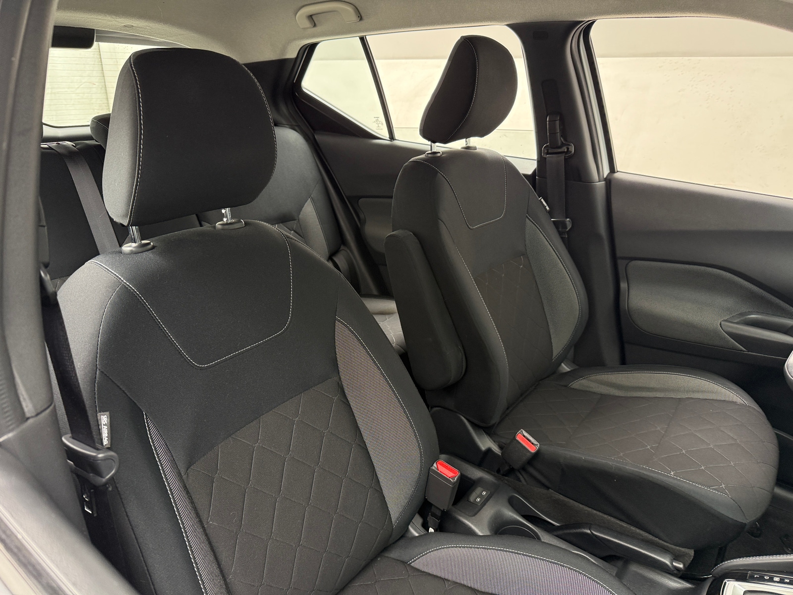 Thumbnail: 2018 Nissan Kicks - 2