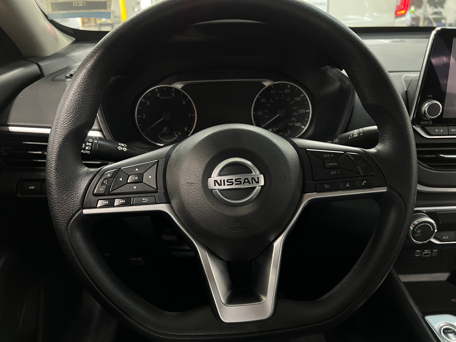 Thumbnail: 2022 Nissan Altima - 5