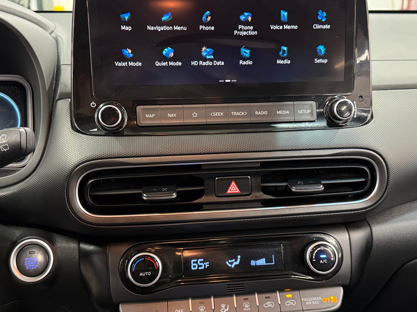 Thumbnail: 2022 Hyundai Kona - 3