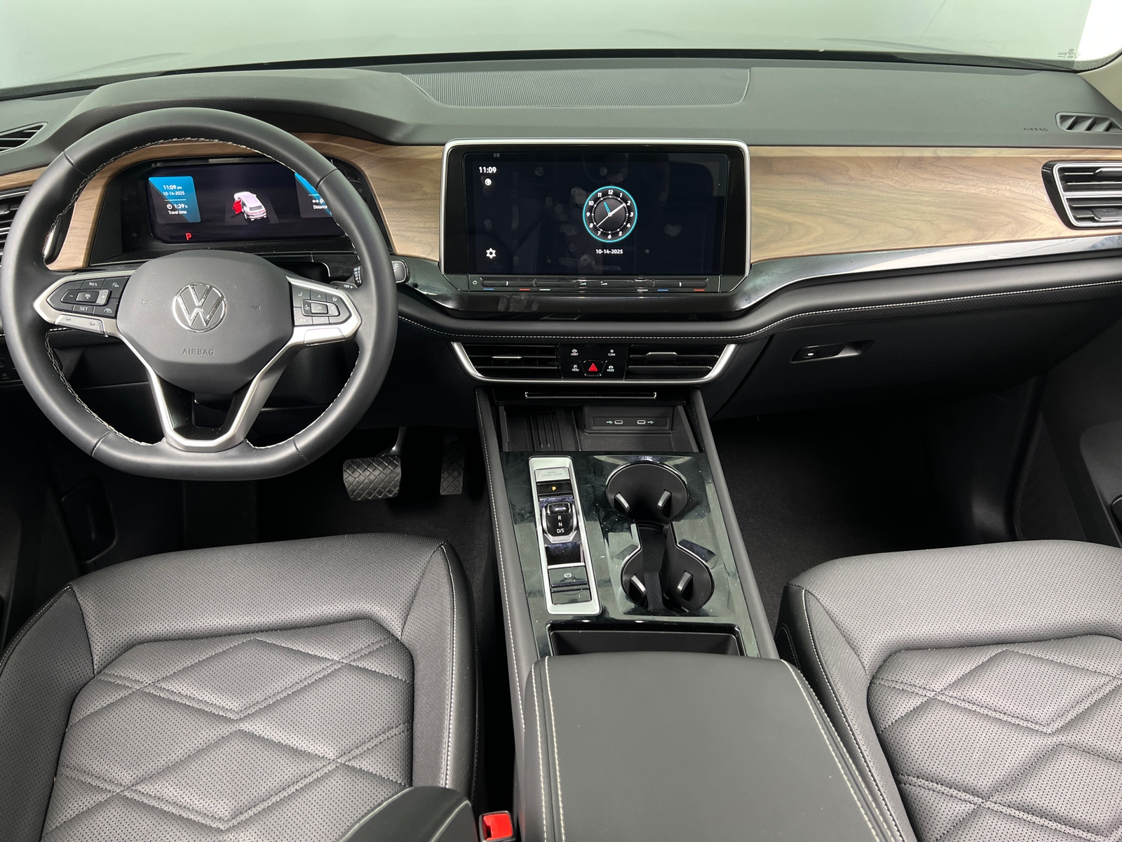 Thumbnail: 2025 Volkswagen Atlas - 2