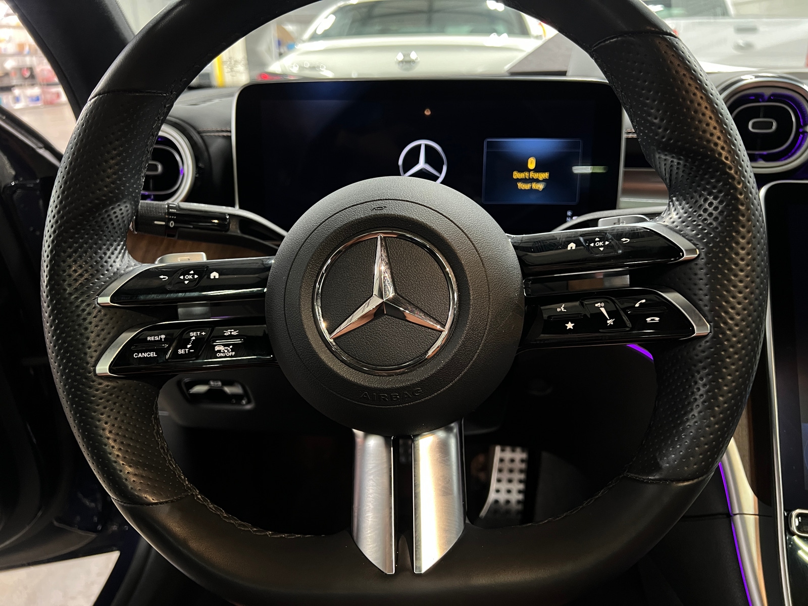 Thumbnail: 2022 Mercedes-Benz C-Class - 5
