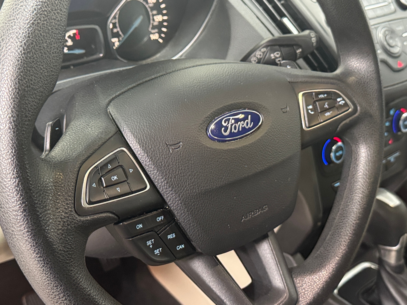 Thumbnail: 2017 Ford Escape - 5