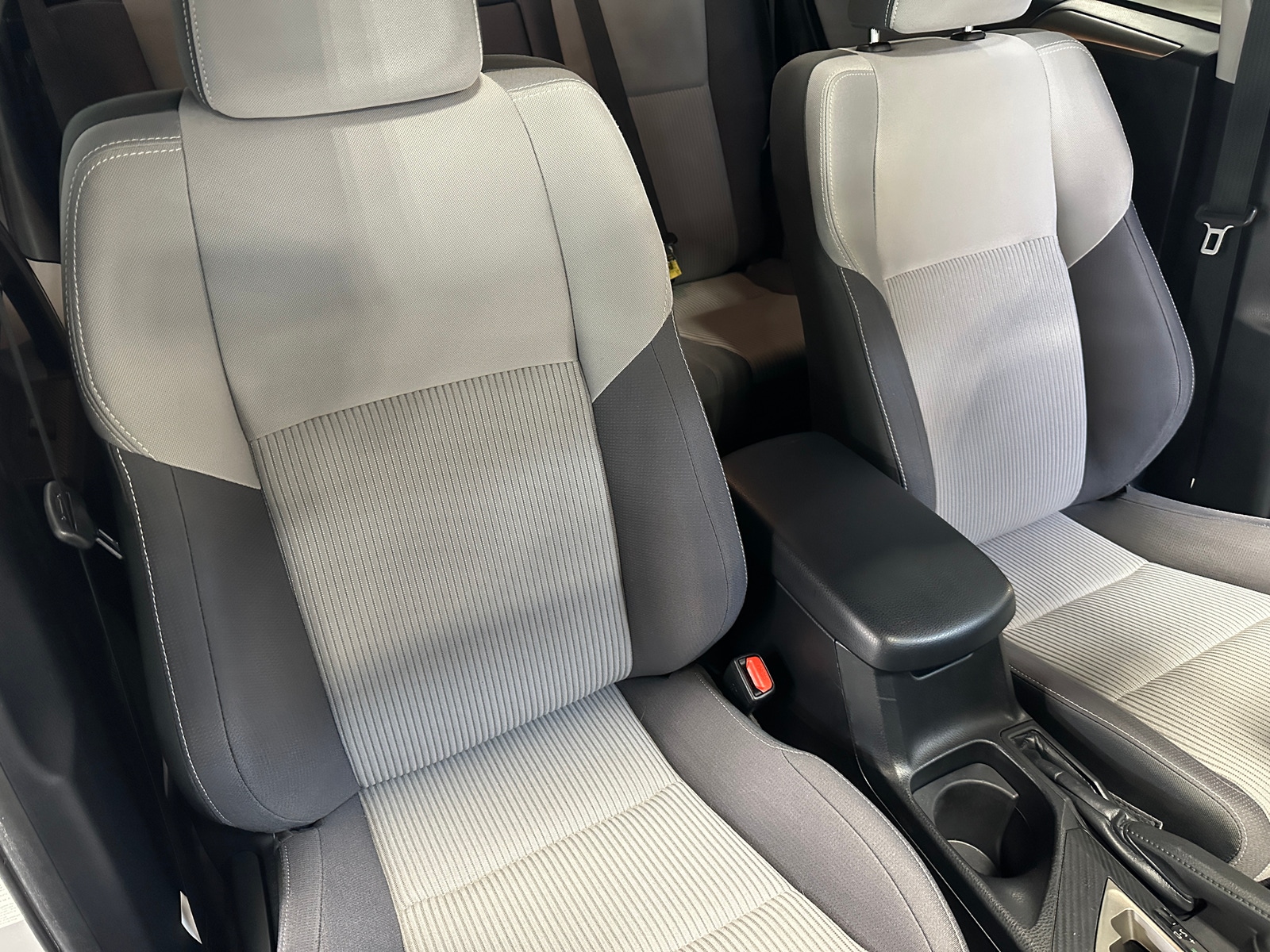 Thumbnail: 2014 Toyota RAV4 - 2