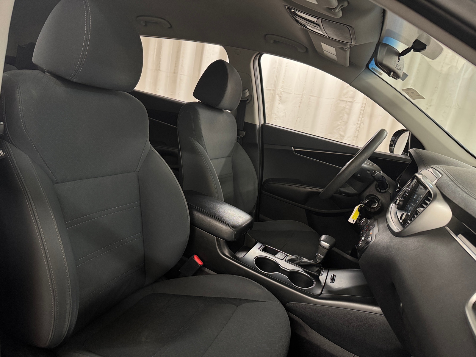 Thumbnail: 2019 Kia Sorento - 2