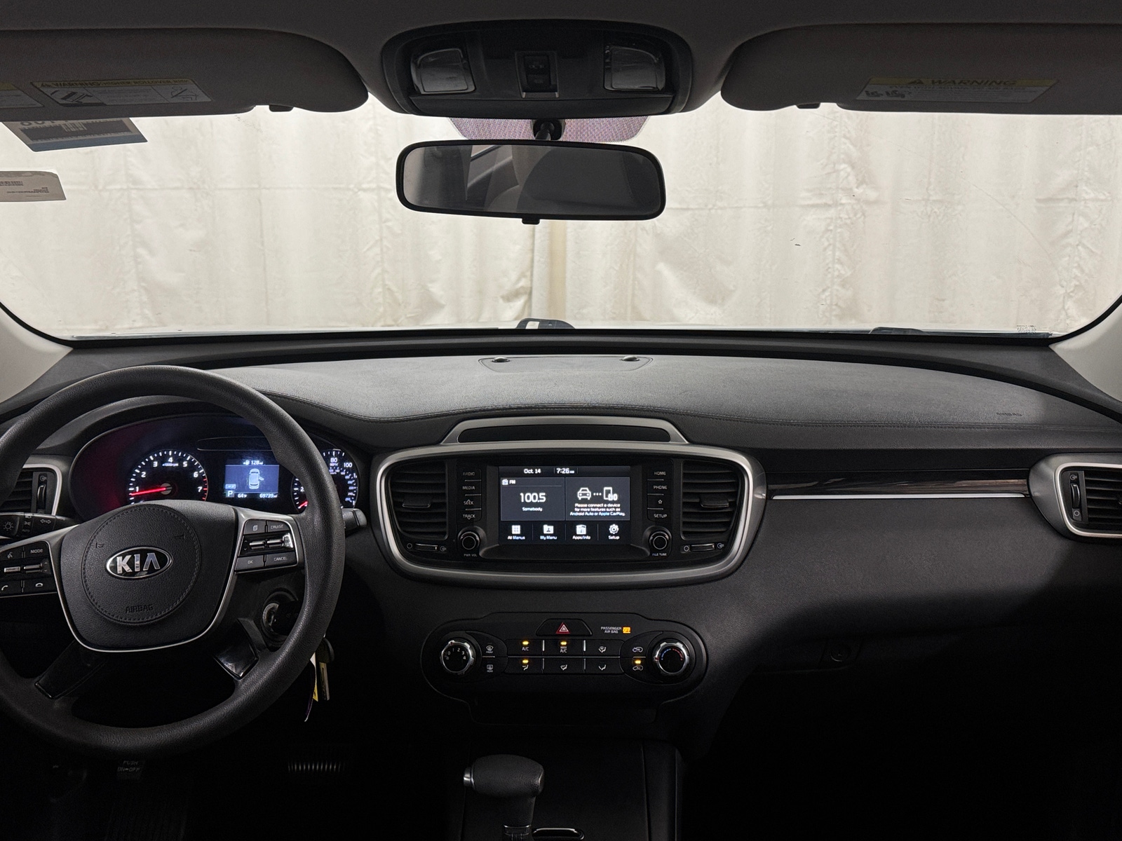 Thumbnail: 2019 Kia Sorento - 3