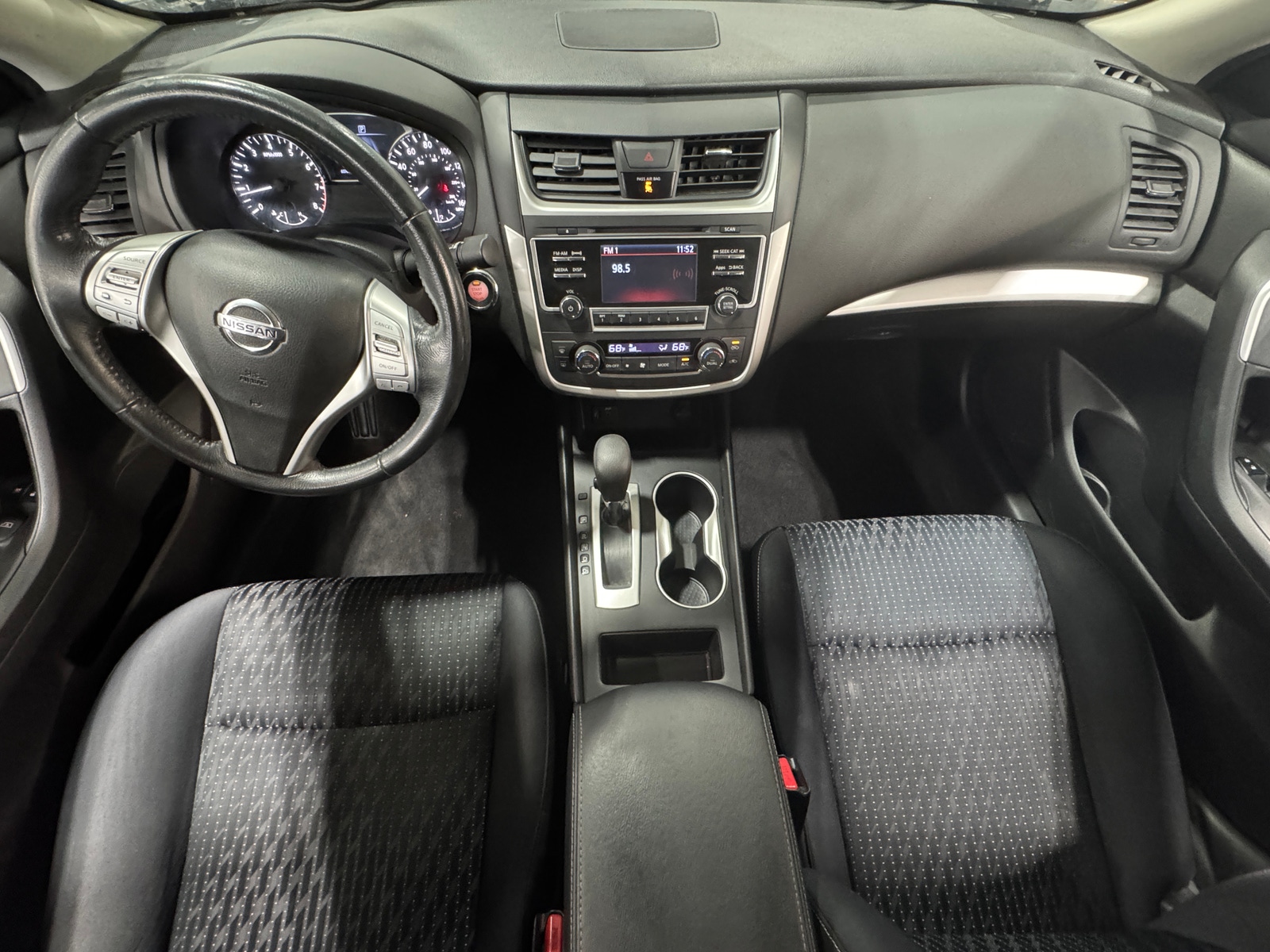 Thumbnail: 2016 Nissan Altima - 3