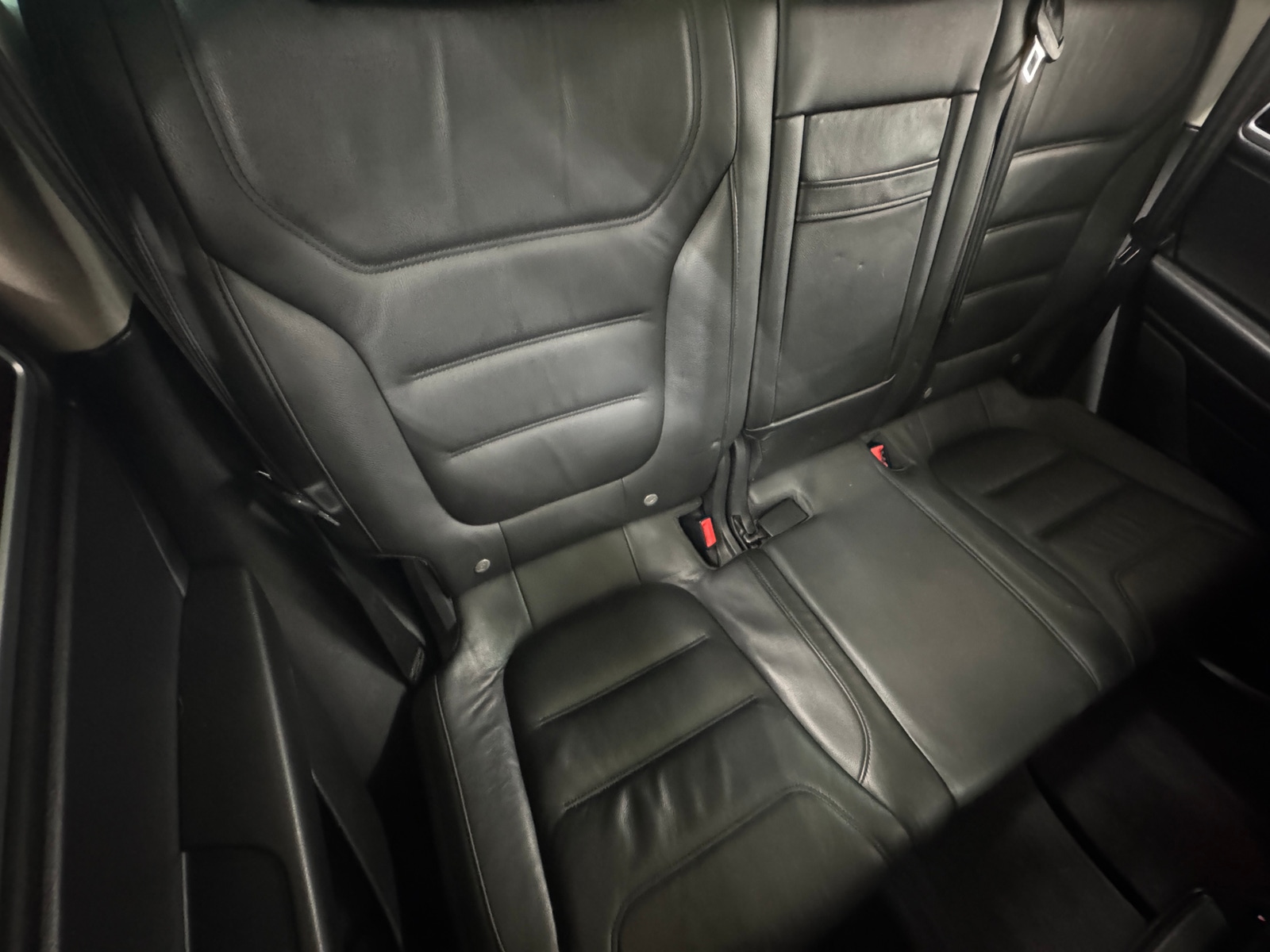 Thumbnail: 2013 Volkswagen Touareg - 6