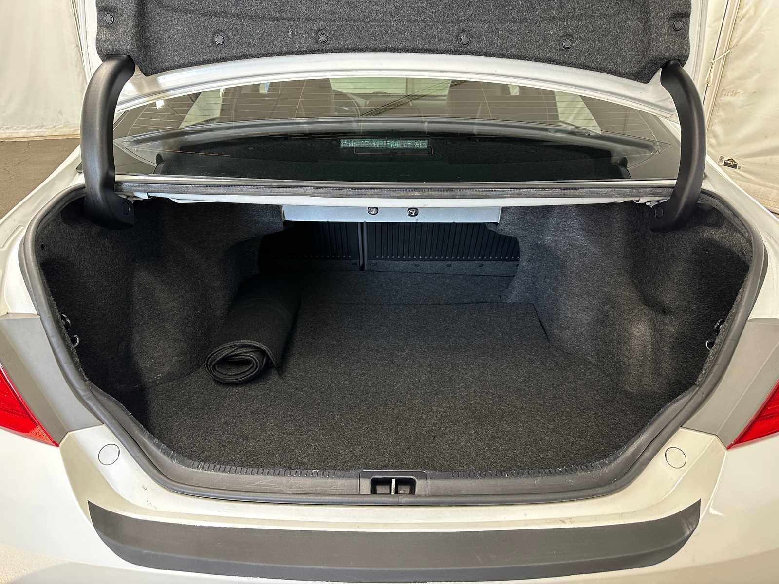 Thumbnail: 2016 Toyota Camry - 7