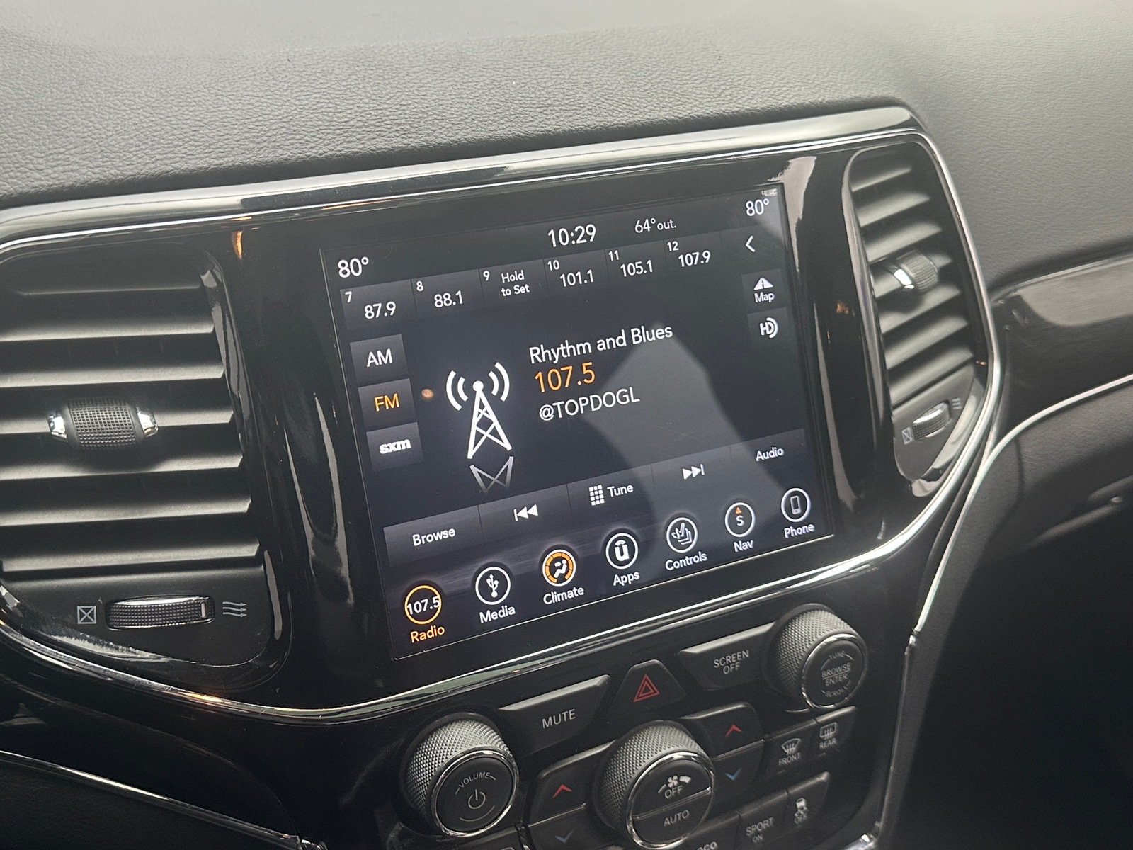 Thumbnail: 2019 Jeep Grand Cherokee - 3