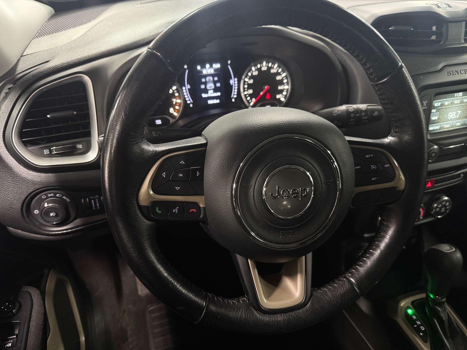 Thumbnail: 2017 Jeep Renegade - 5