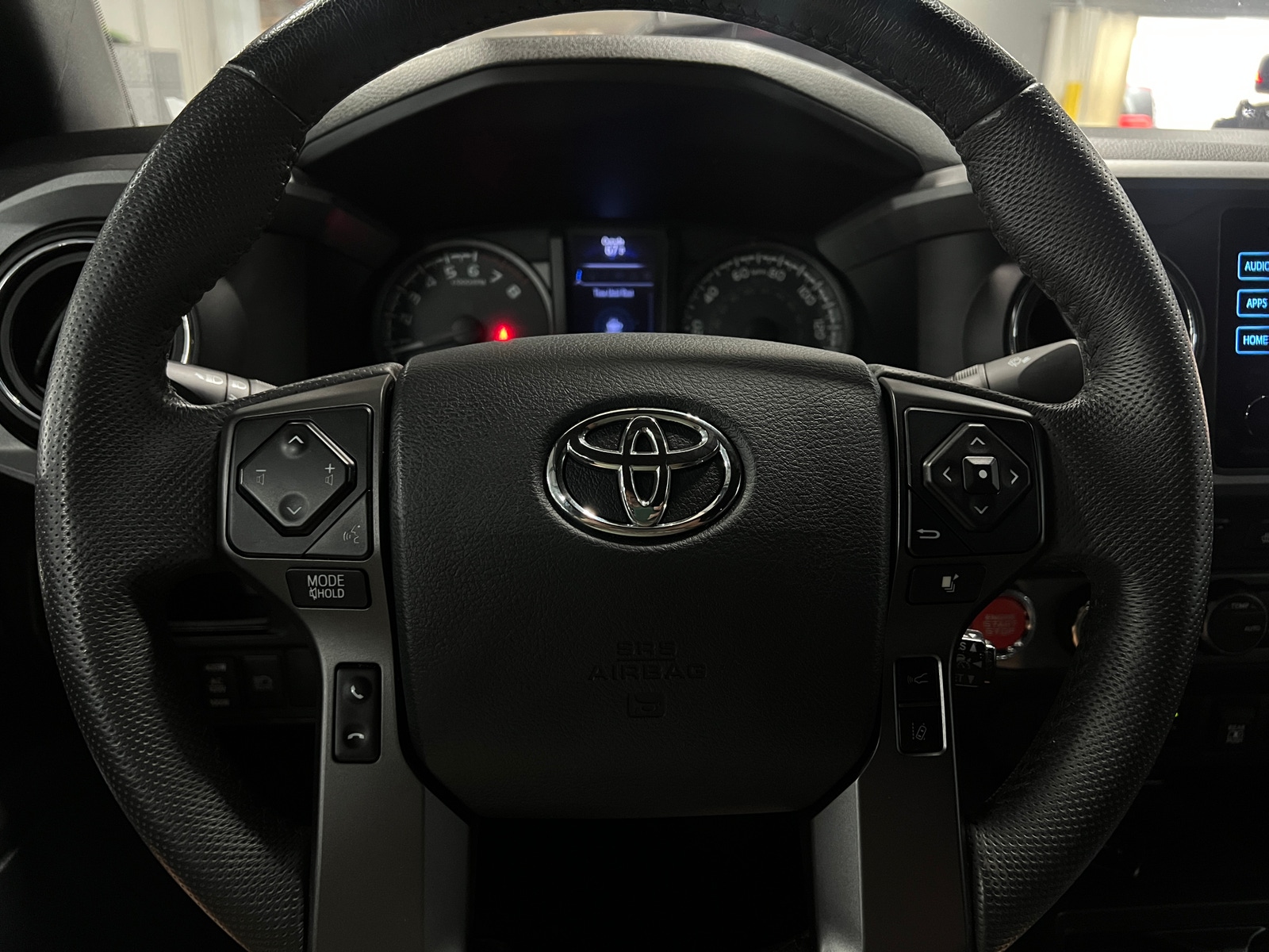 Thumbnail: 2019 Toyota Tacoma - 4