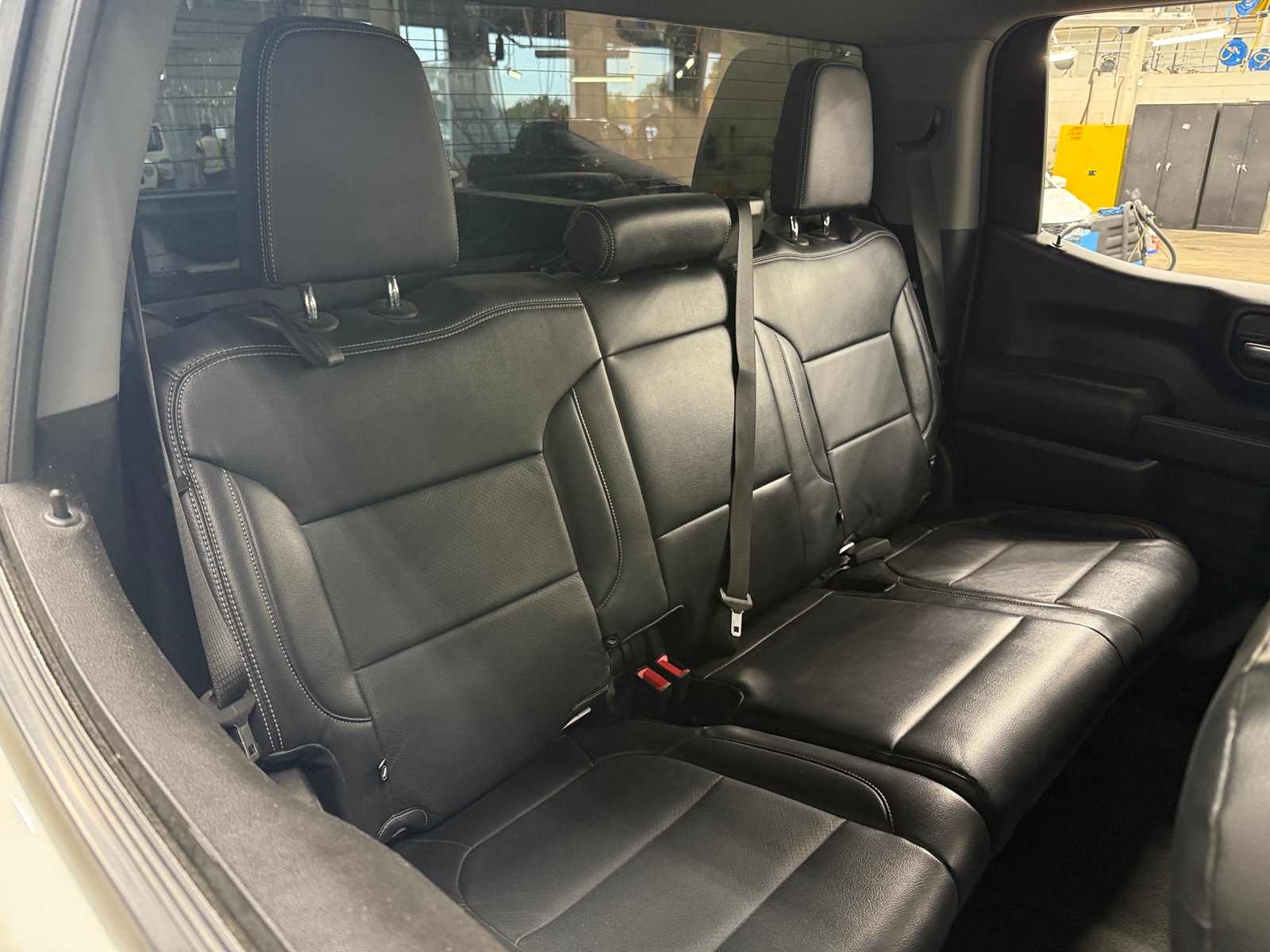 Thumbnail: 2022 Chevrolet Silverado 1500 - 6