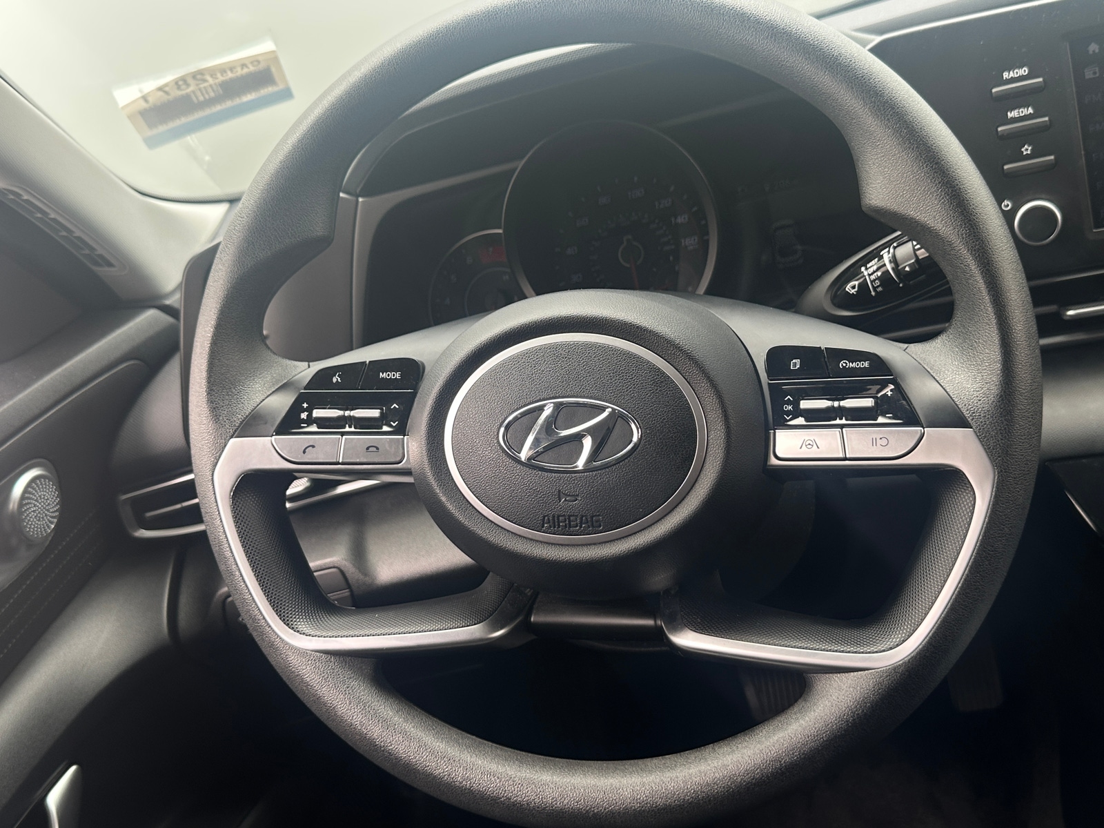 Thumbnail: 2023 Hyundai Elantra - 5