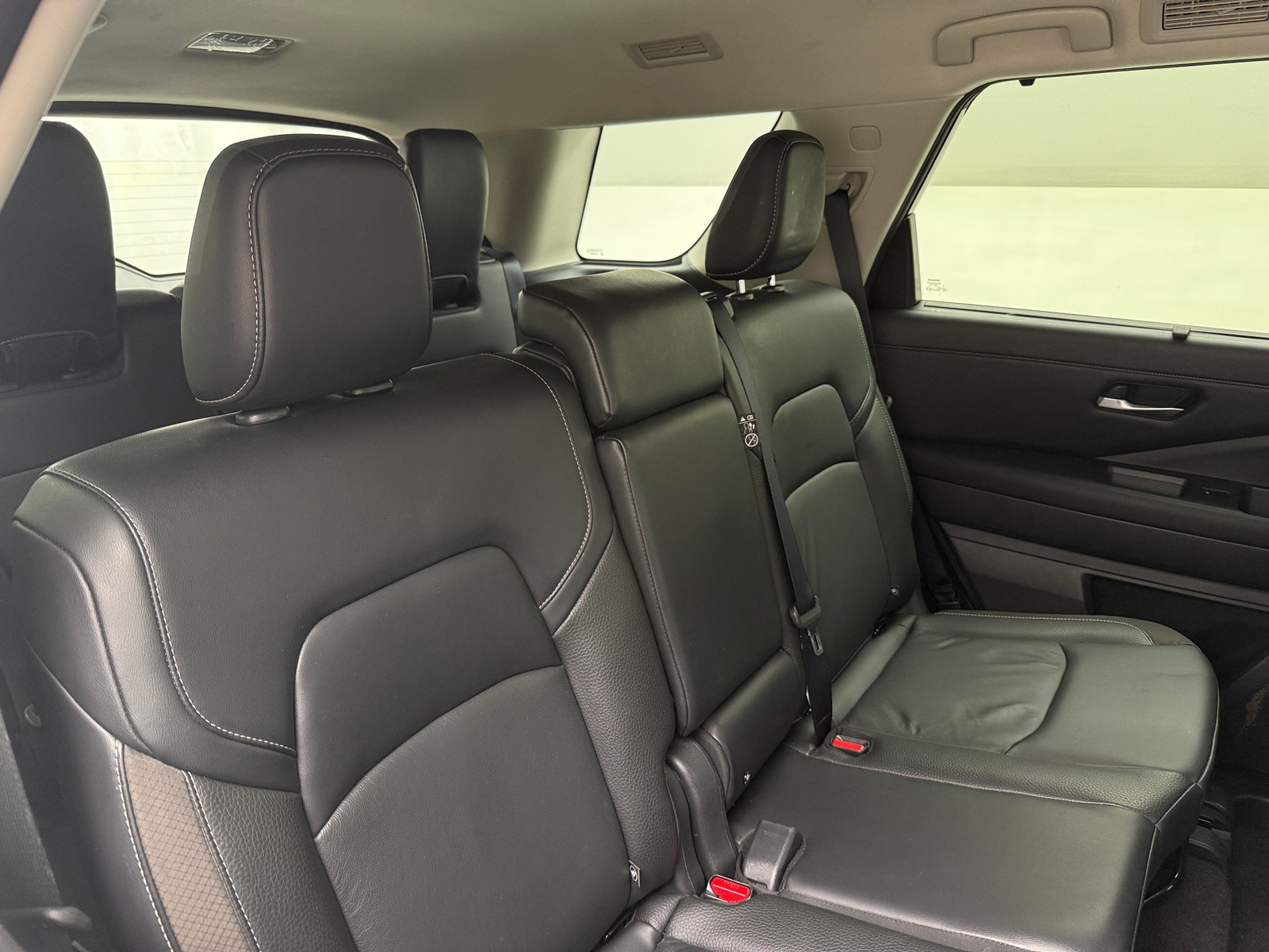 Thumbnail: 2023 Nissan Pathfinder - 4