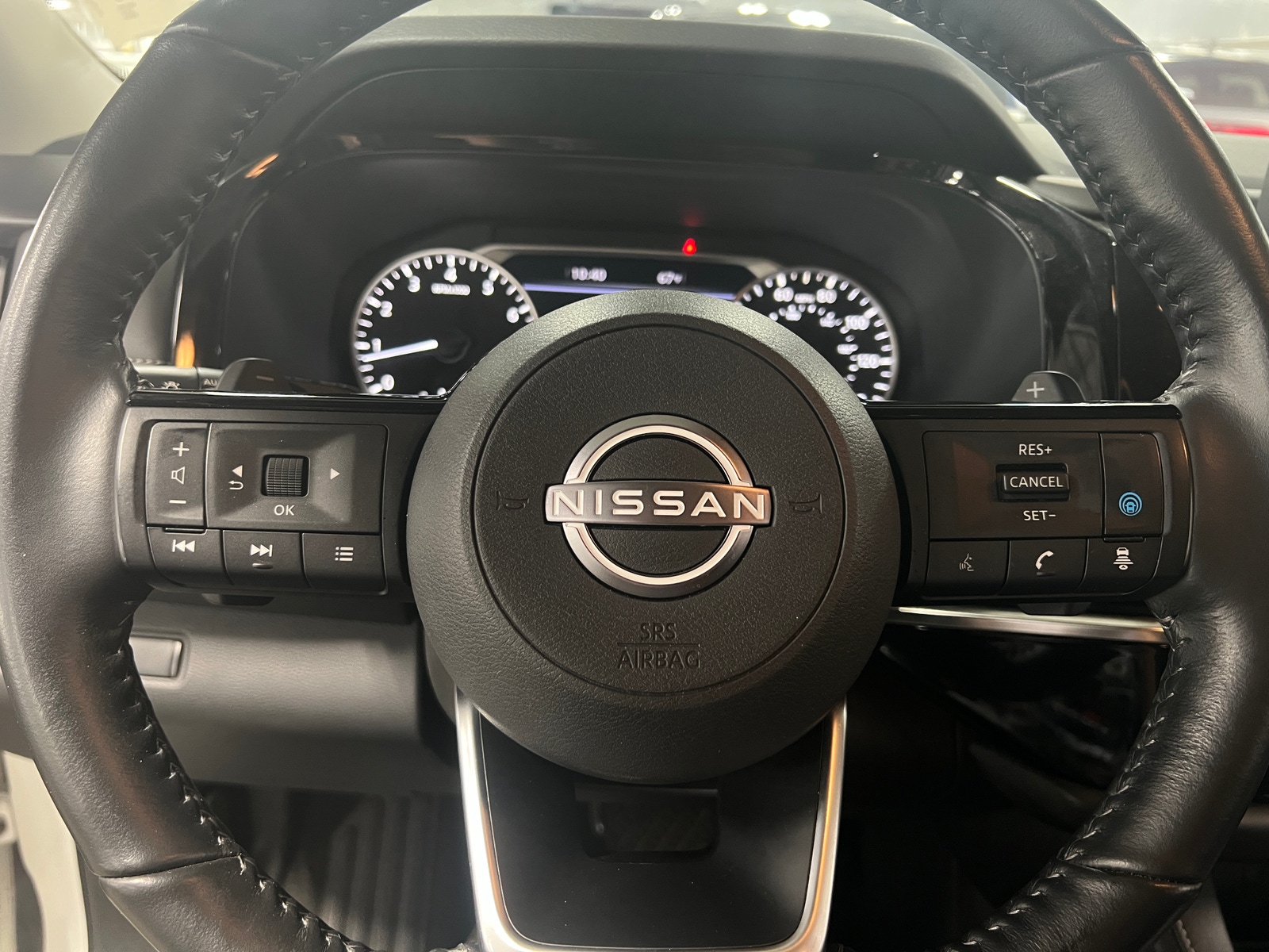 Thumbnail: 2023 Nissan Pathfinder - 3