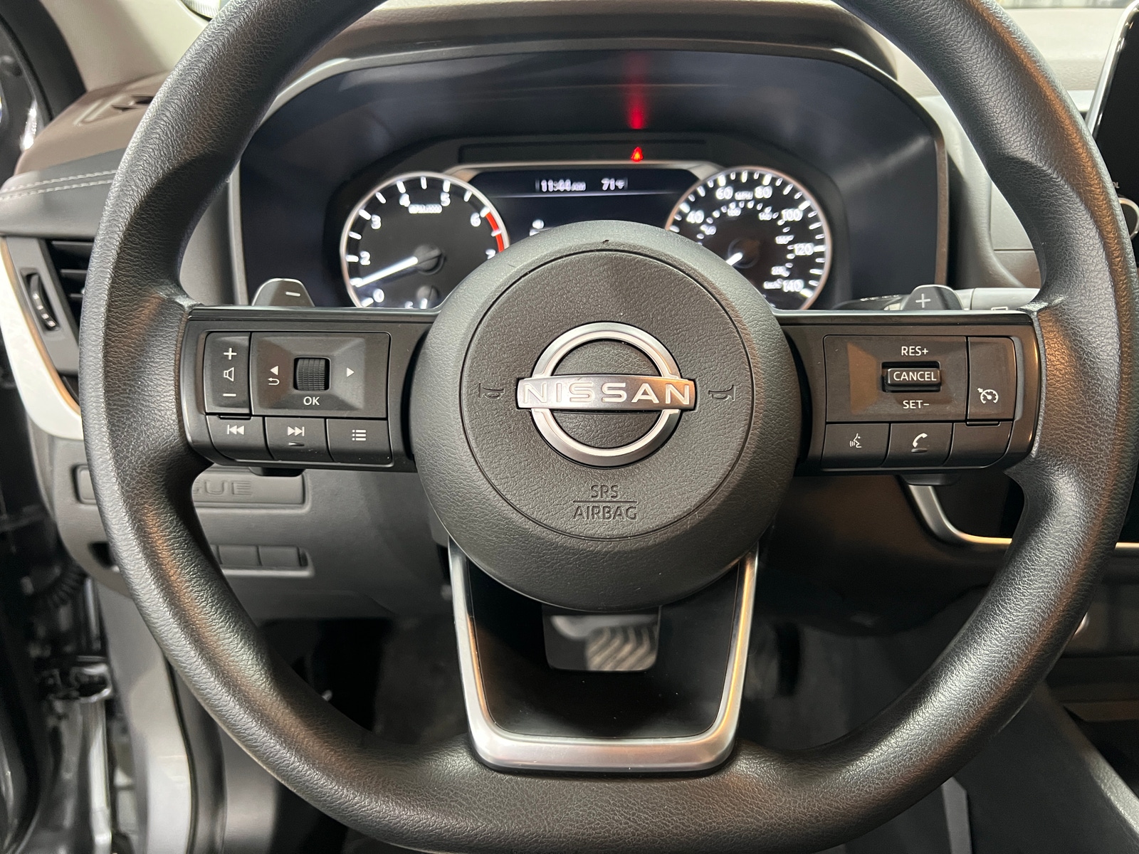 Thumbnail: 2023 Nissan Rogue - 5