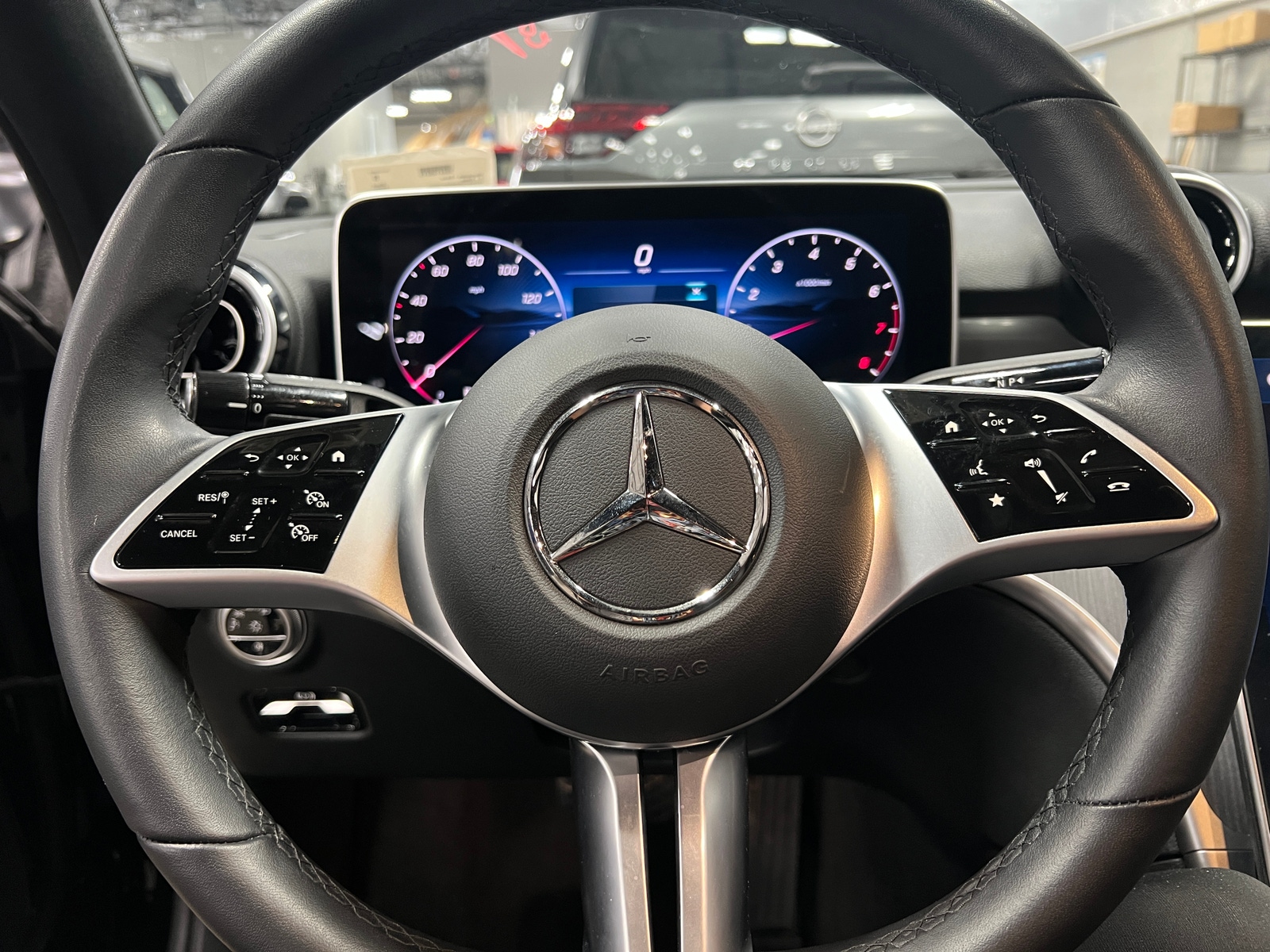 Thumbnail: 2025 Mercedes-Benz C-Class - 4