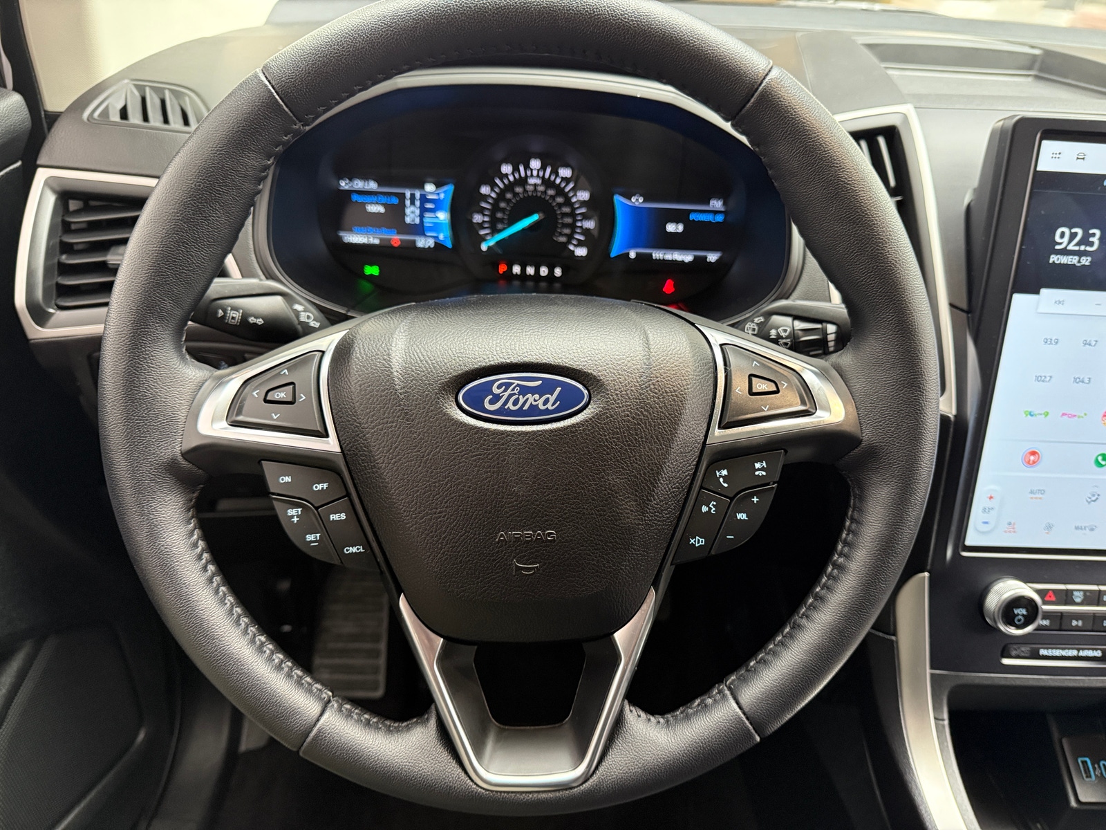 Thumbnail: 2023 Ford Edge - 4