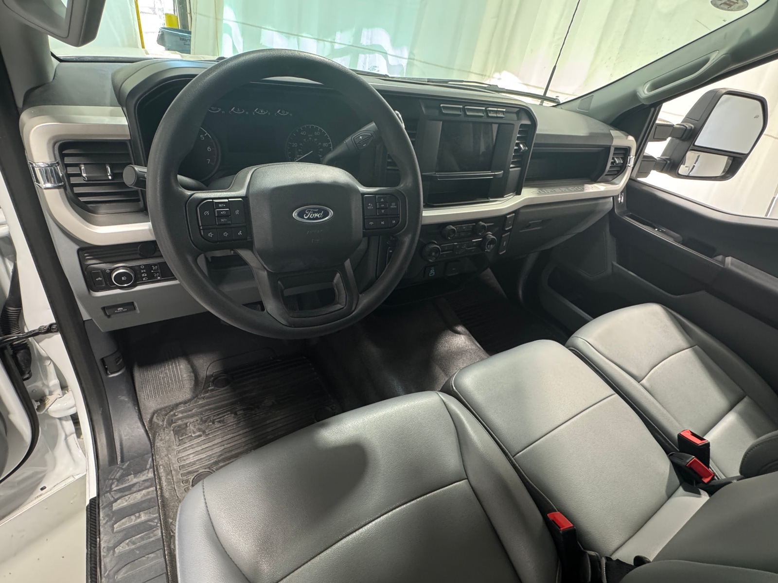 Thumbnail: 2023 Ford Econoline - 3
