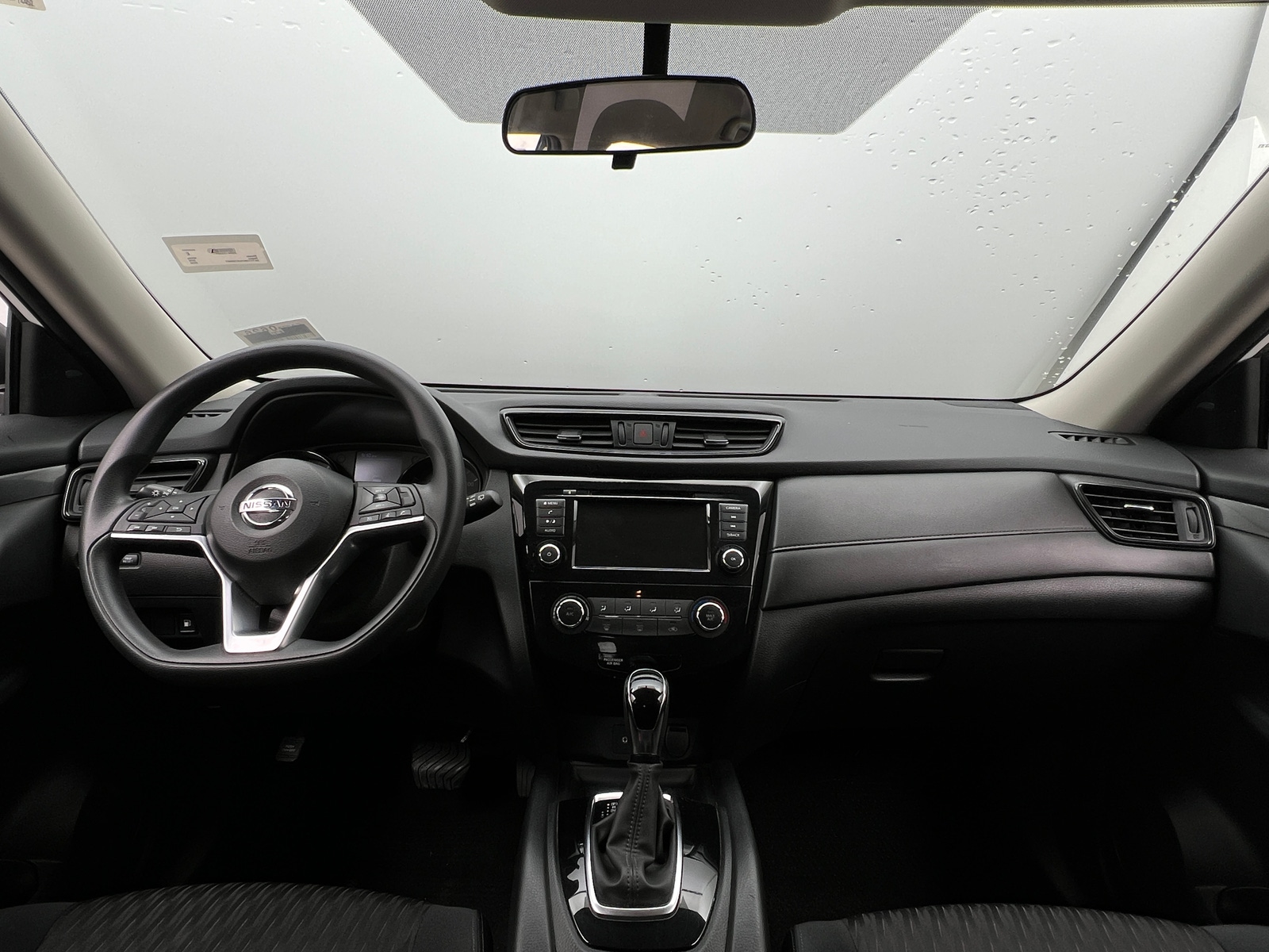 Thumbnail: 2018 Nissan Rogue - 3