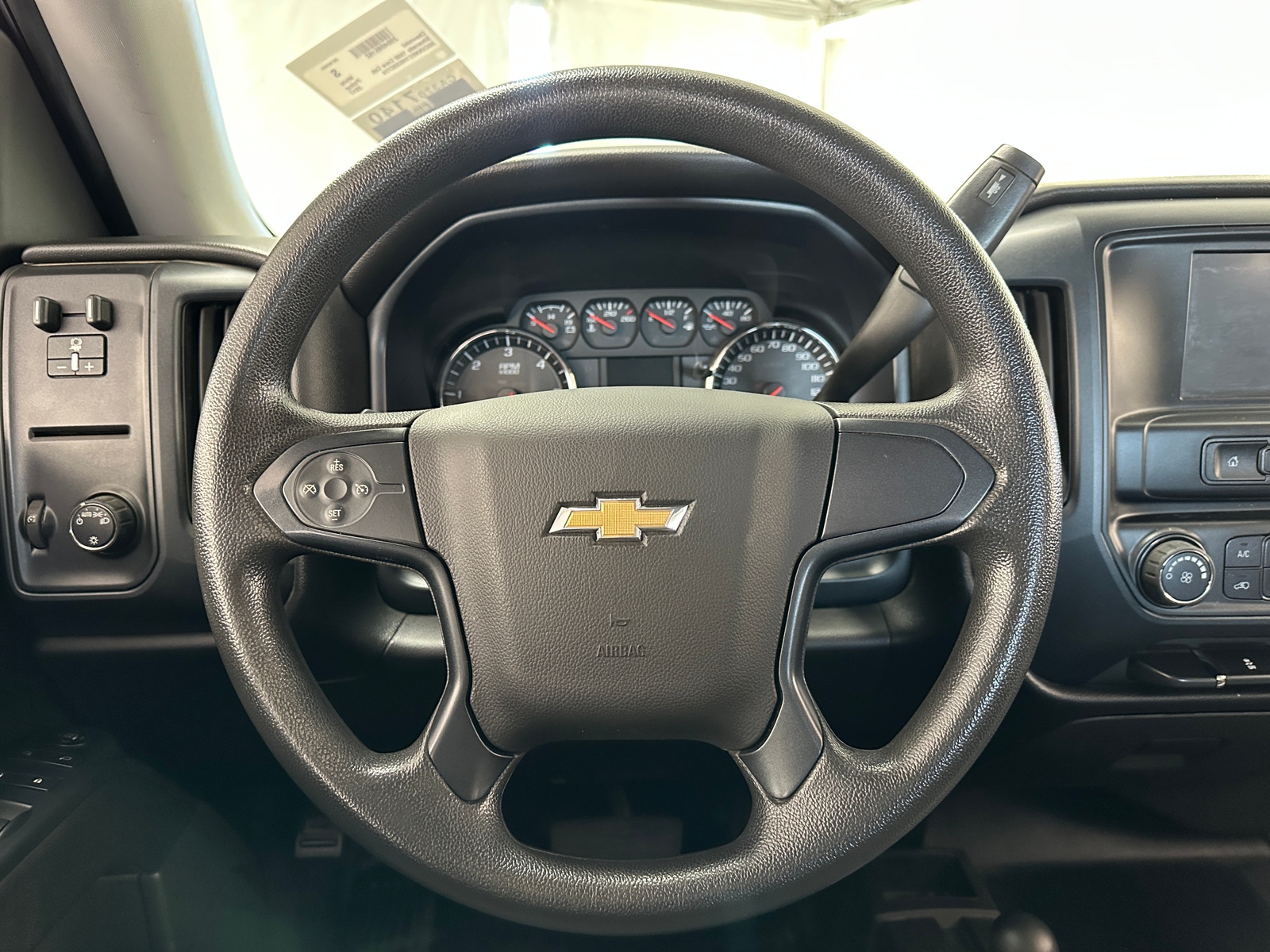 Thumbnail: 2017 Chevrolet Silverado 1500 - 5