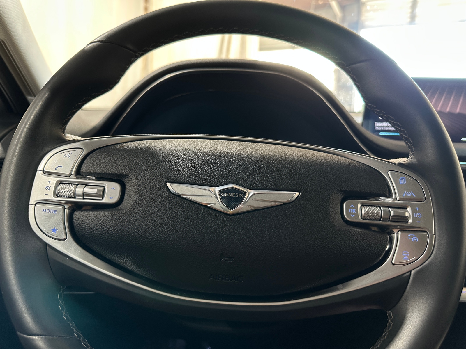 Thumbnail: 2025 Genesis GV70 - 4