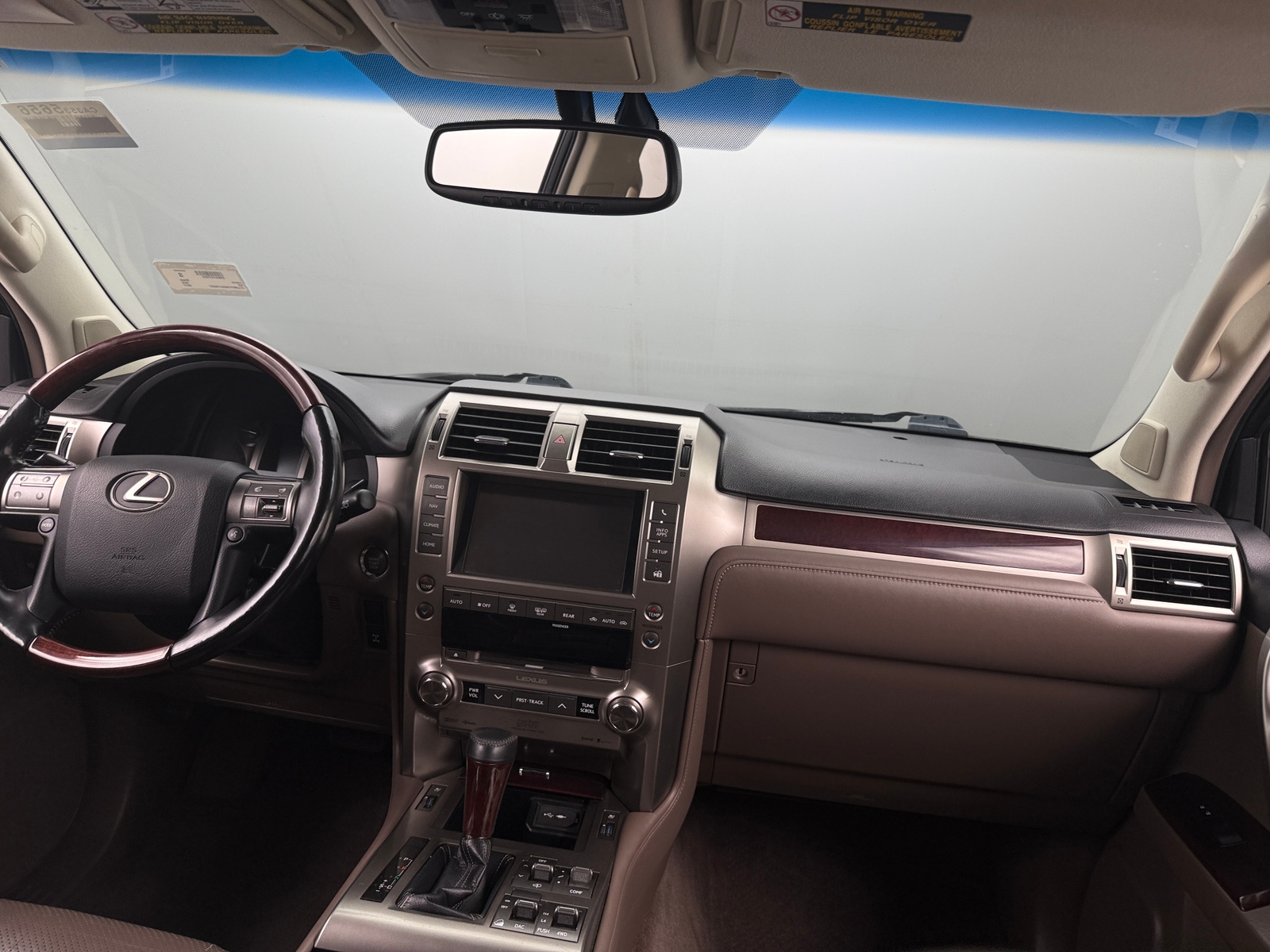 Thumbnail: 2017 Lexus GX - 3